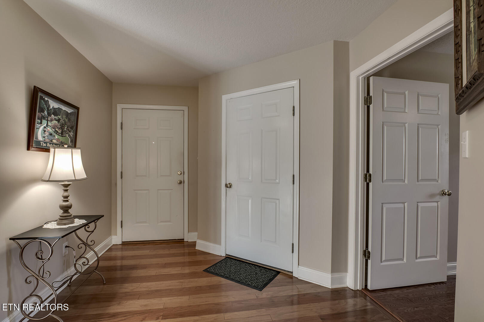 3220 Lightspring Lane Knoxville TN 37917