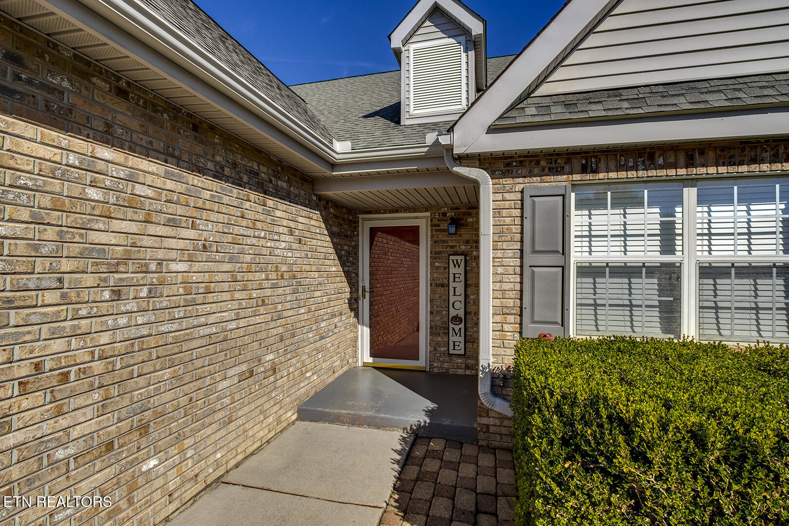 3220 Lightspring Lane Knoxville TN 37917