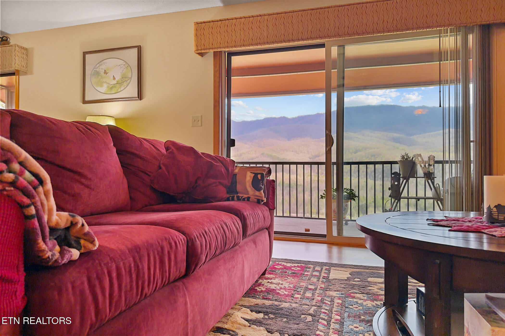 429 Deer Path Lane Gatlinburg TN 37738