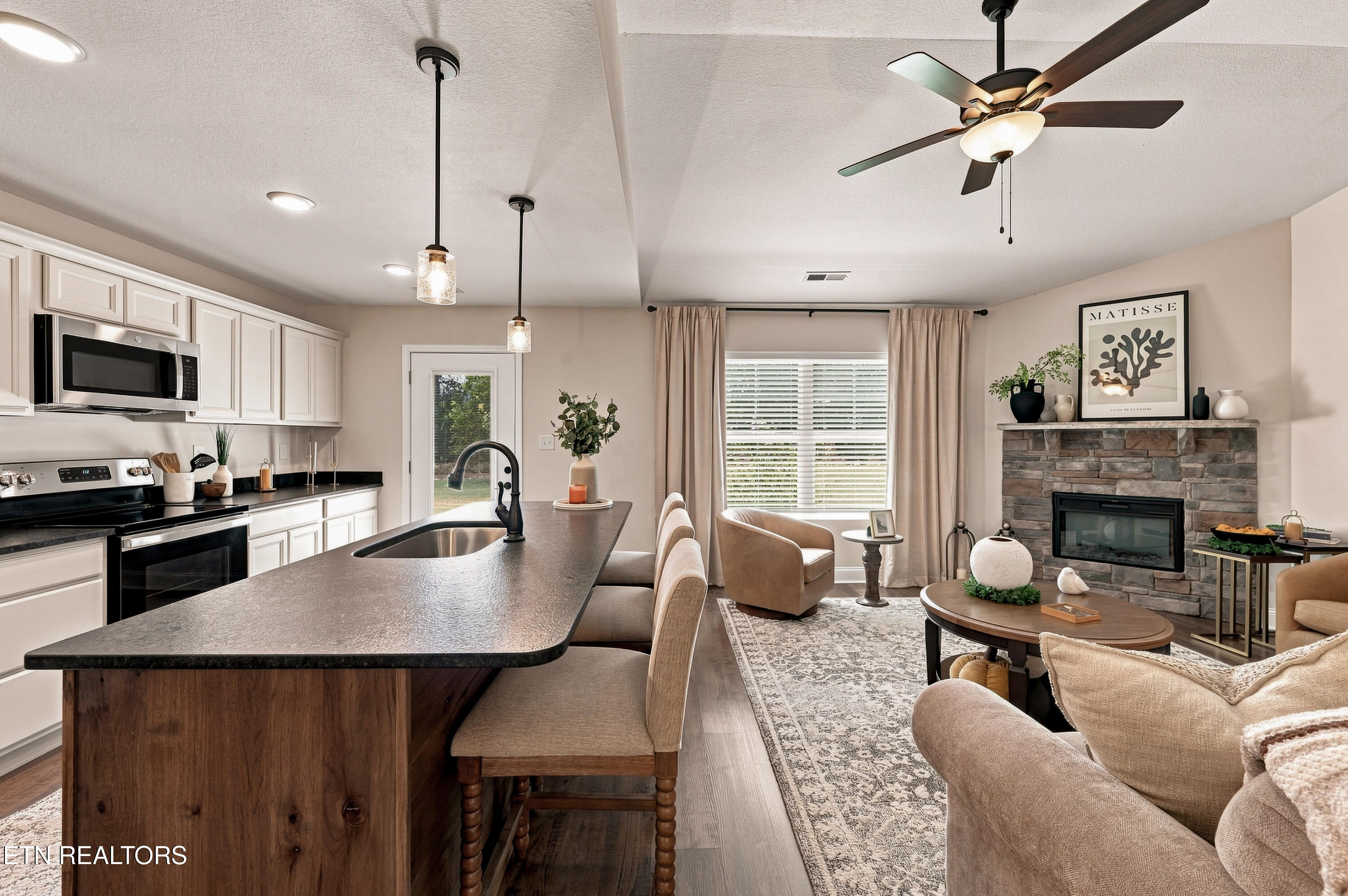 626 Snowflower Circle Pigeon Forge TN 37863
