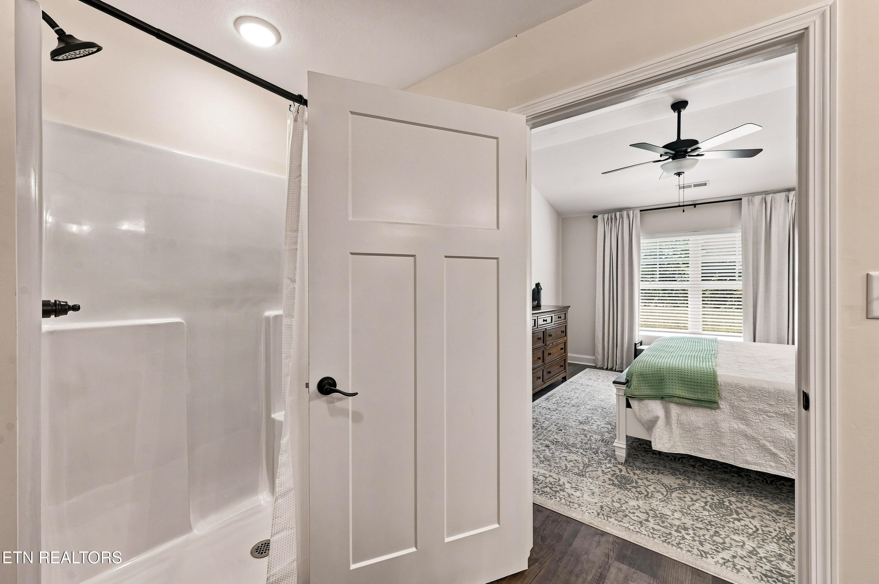 626 Snowflower Circle Pigeon Forge TN 37863