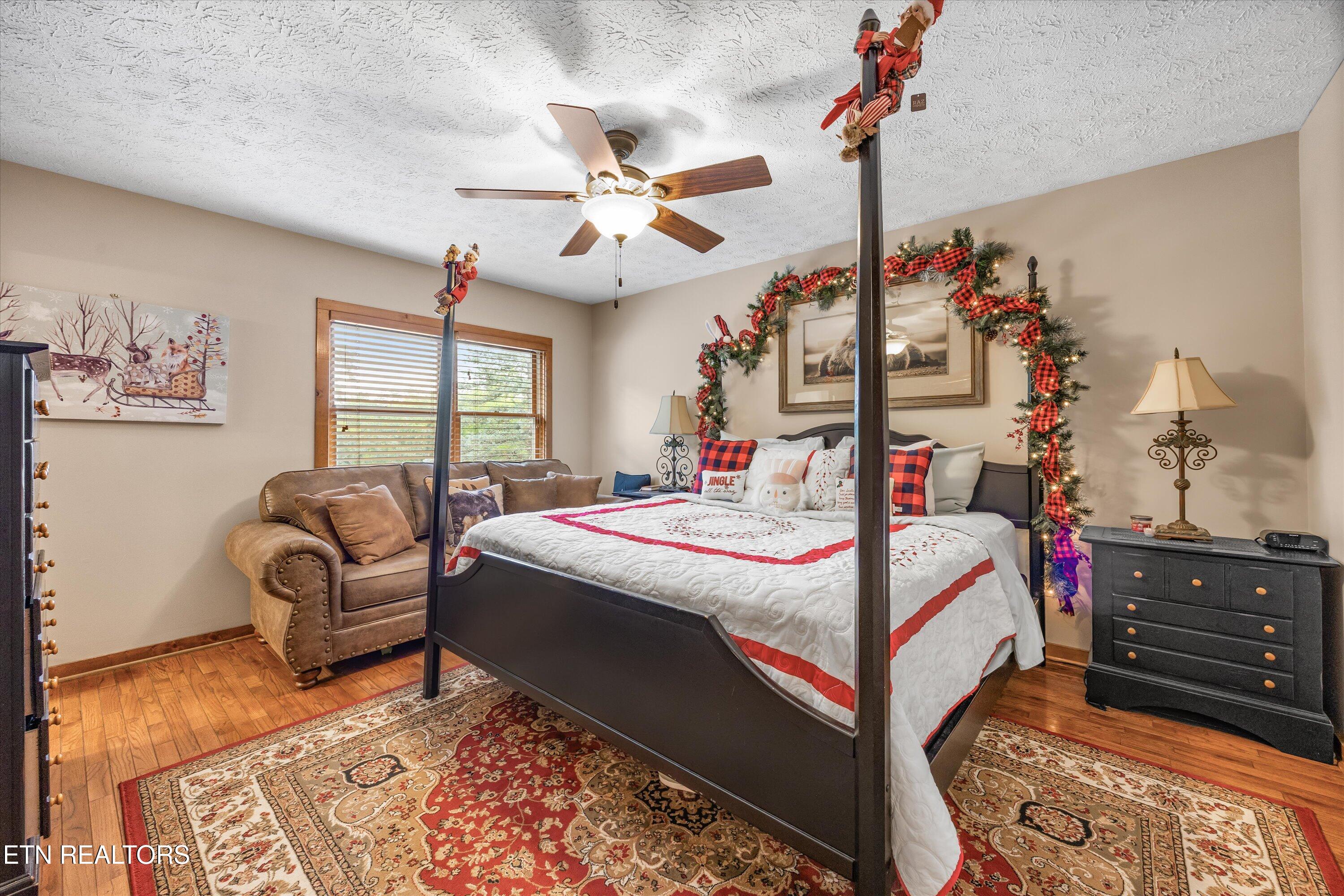 2044 Hickory Ridge Way Sevierville TN 37862