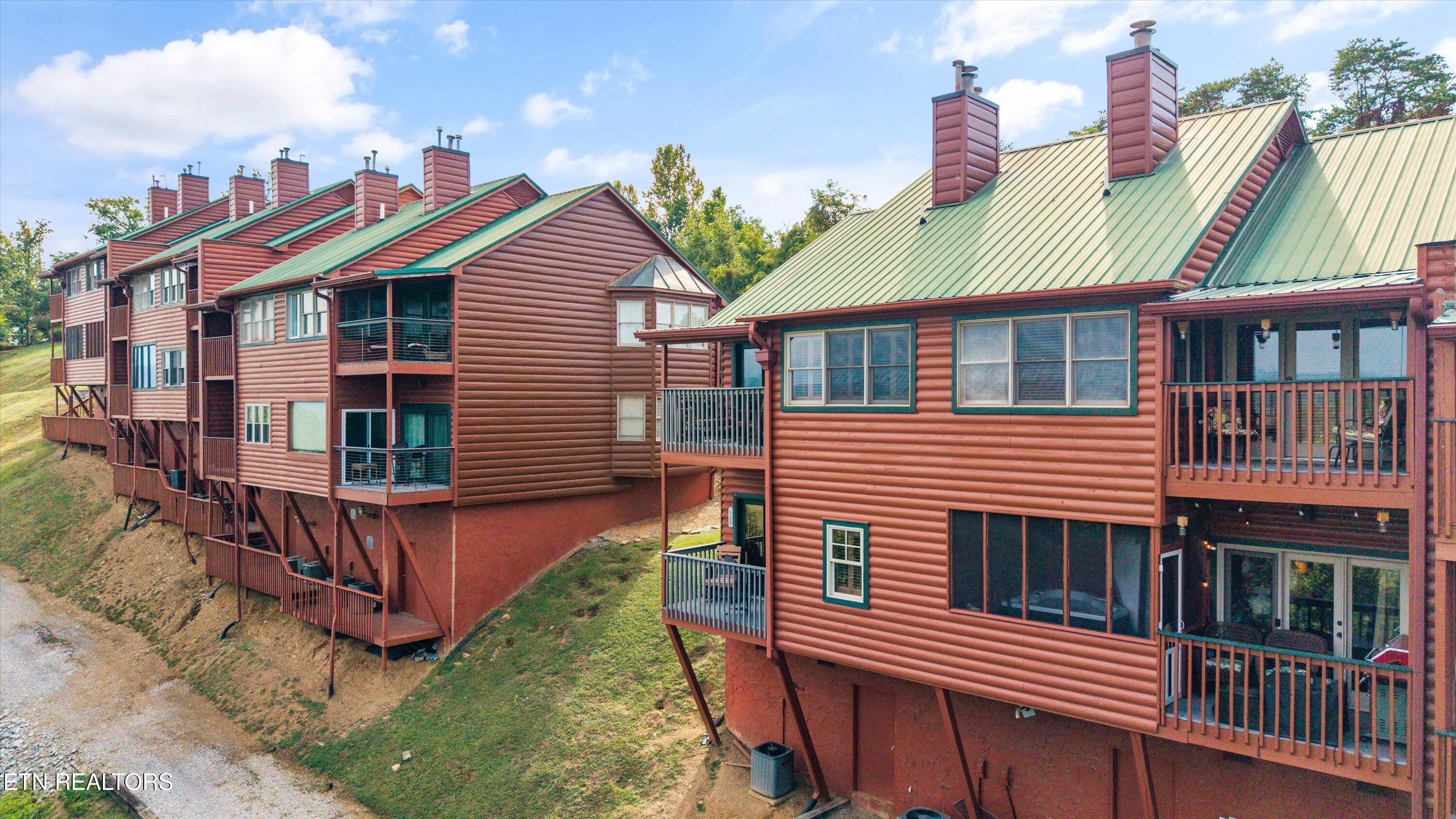 2044 Hickory Ridge Way Sevierville TN 37862