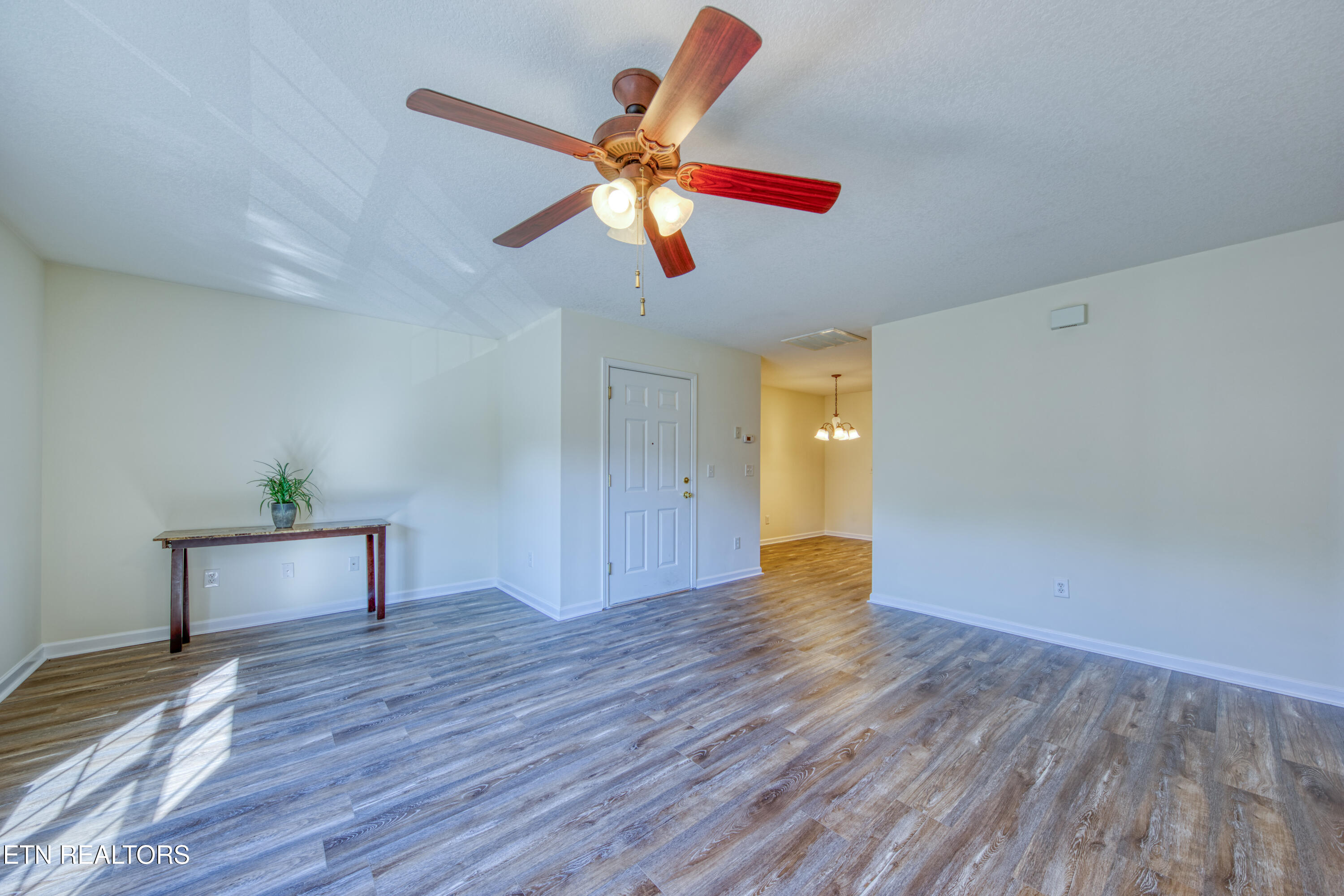 1709 Maple View Way Knoxville TN 37918