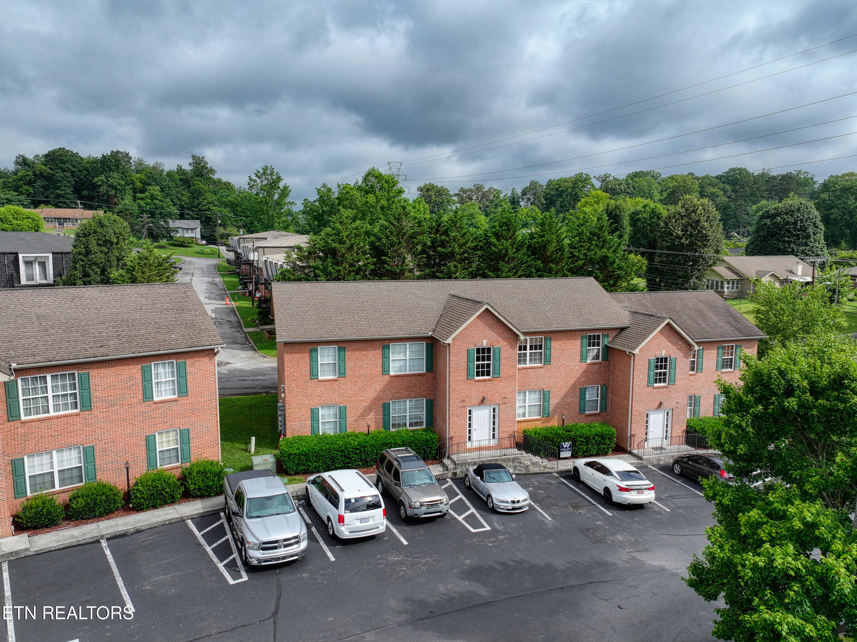 1709 Maple View Way Knoxville TN 37918