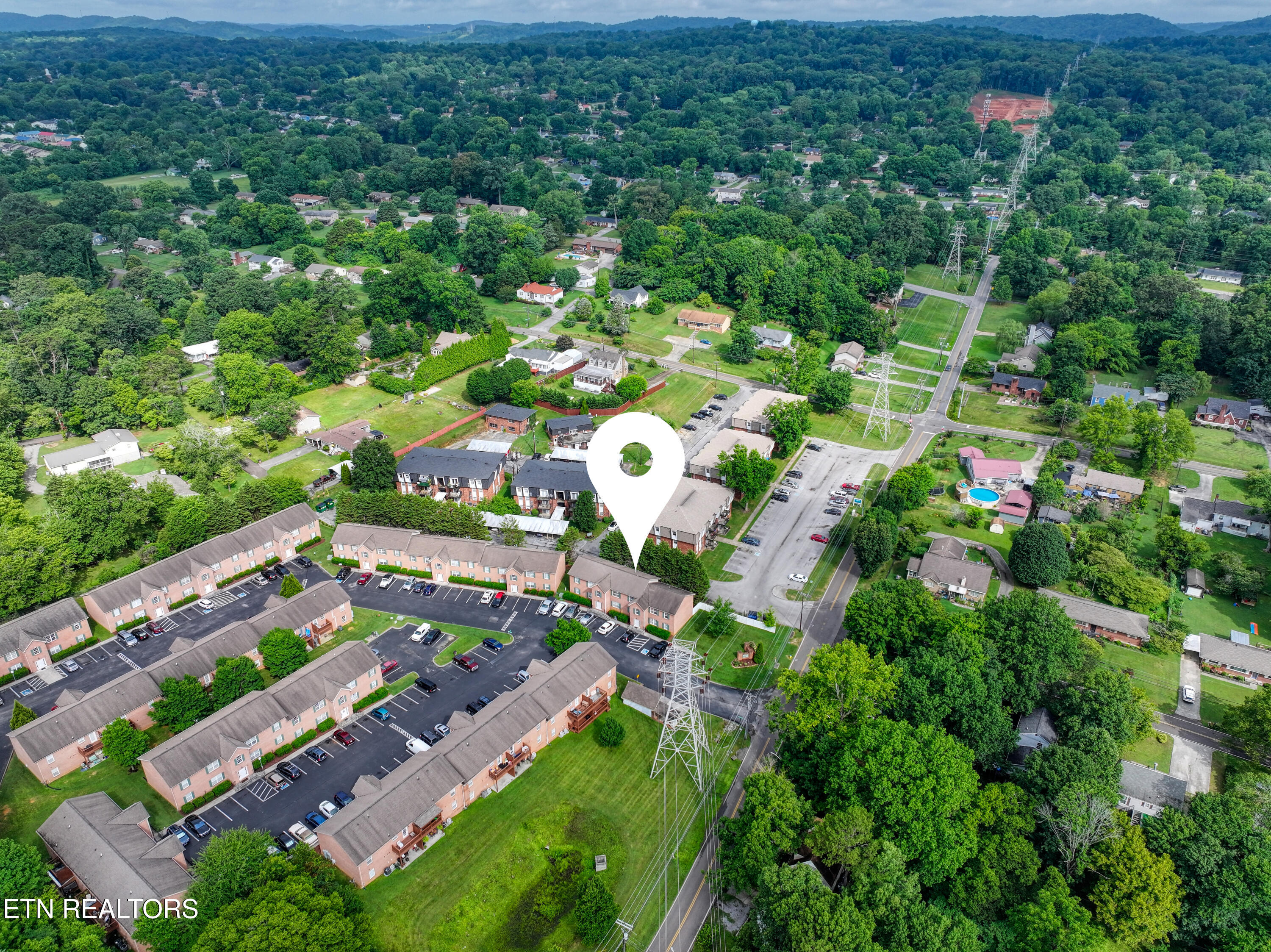 1709 Maple View Way Knoxville TN 37918