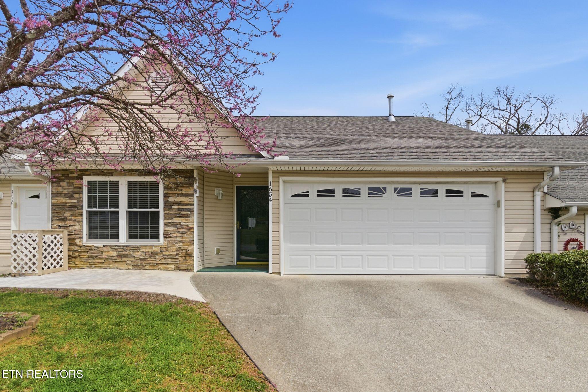 1654 Wood Song Lane Knoxville TN 37914
