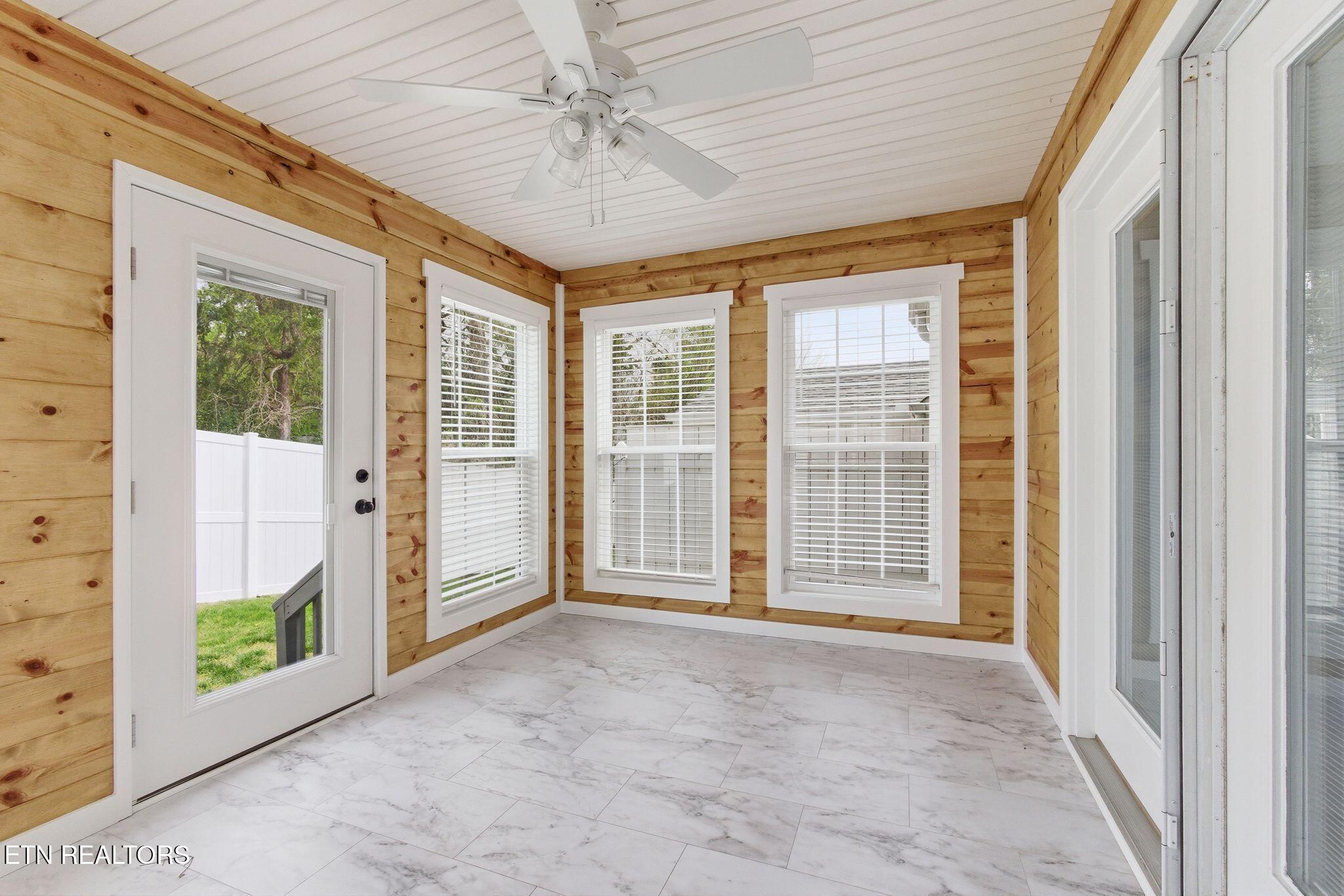 1654 Wood Song Lane Knoxville TN 37914
