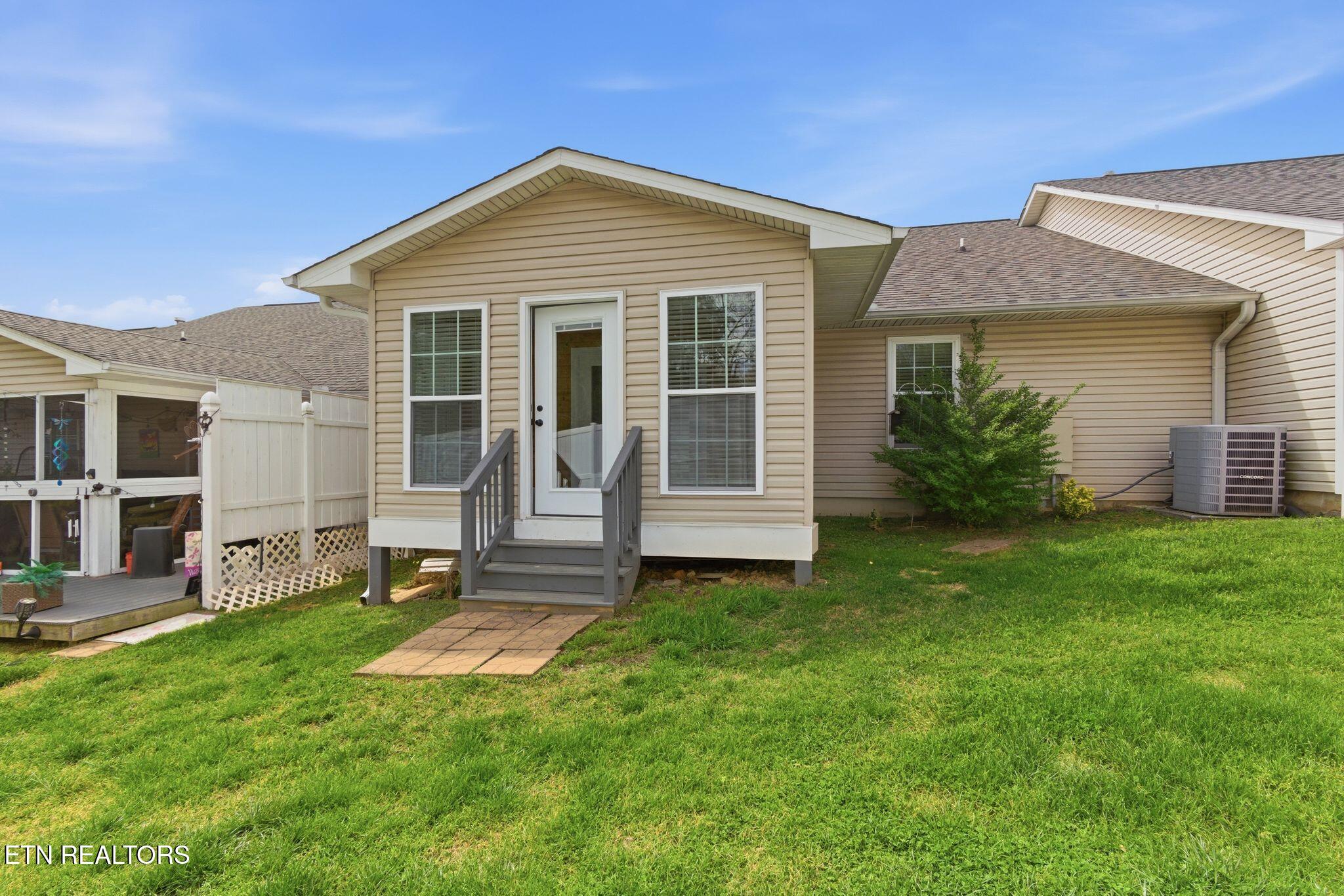 1654 Wood Song Lane Knoxville TN 37914