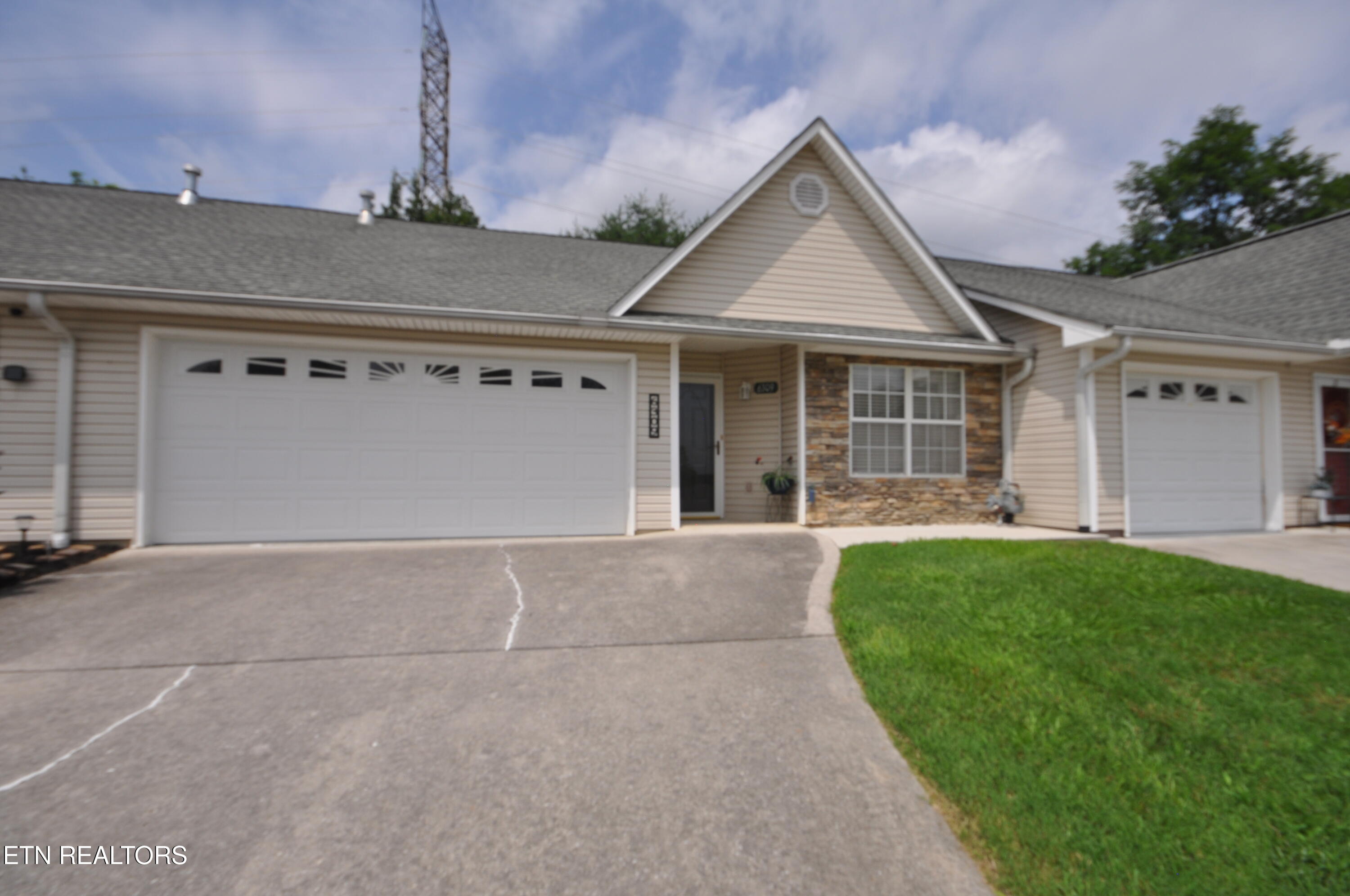 6309 Sky Song Knoxville TN 37914