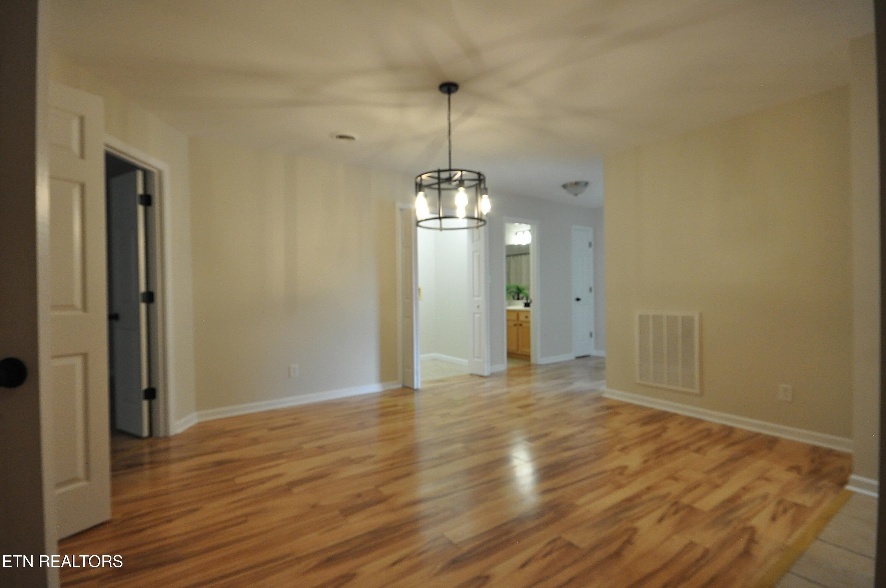 6309 Sky Song Knoxville TN 37914