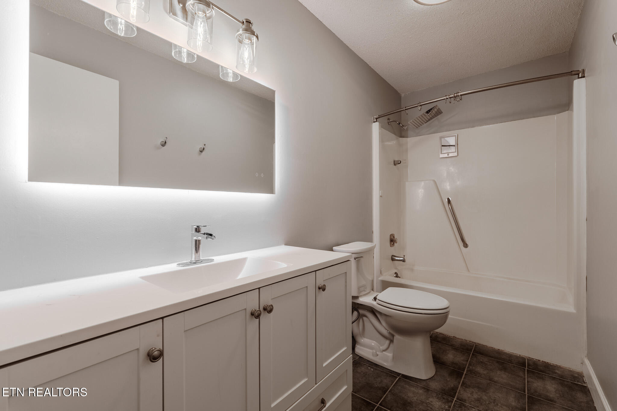 1216 Crest Brook Drive Knoxville TN 37923