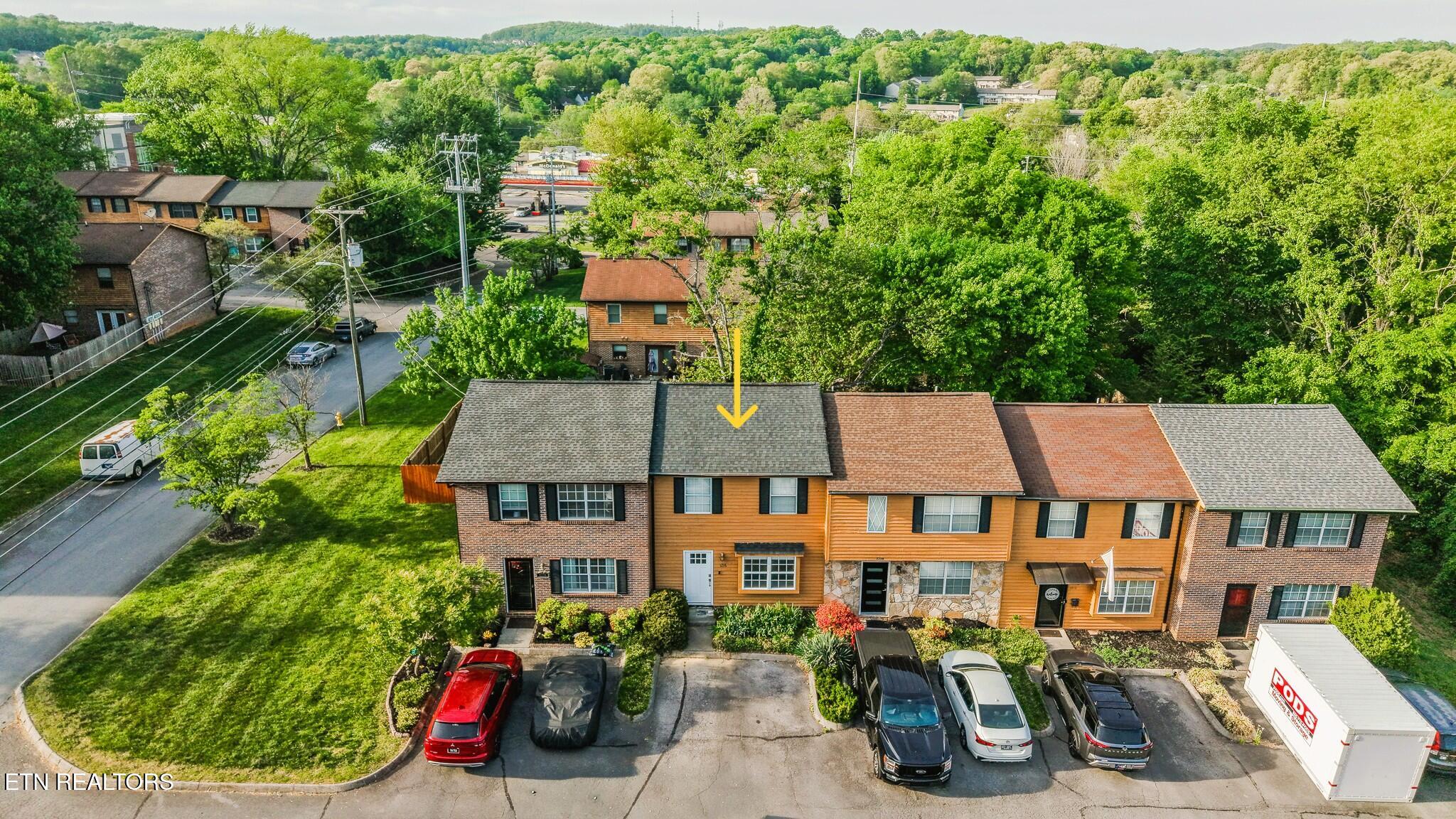 1216 Crest Brook Drive Knoxville TN 37923