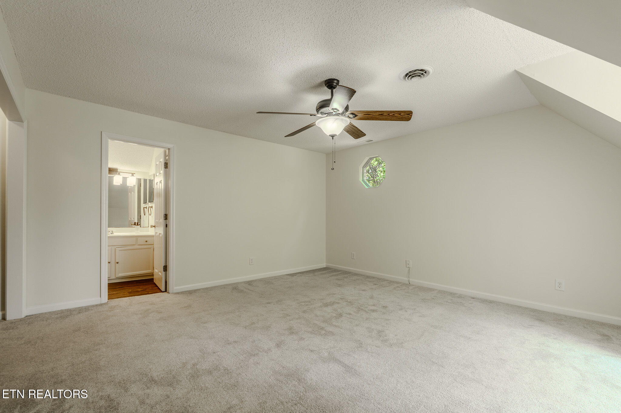 5201 Trace Manor Lane Knoxville TN 37912