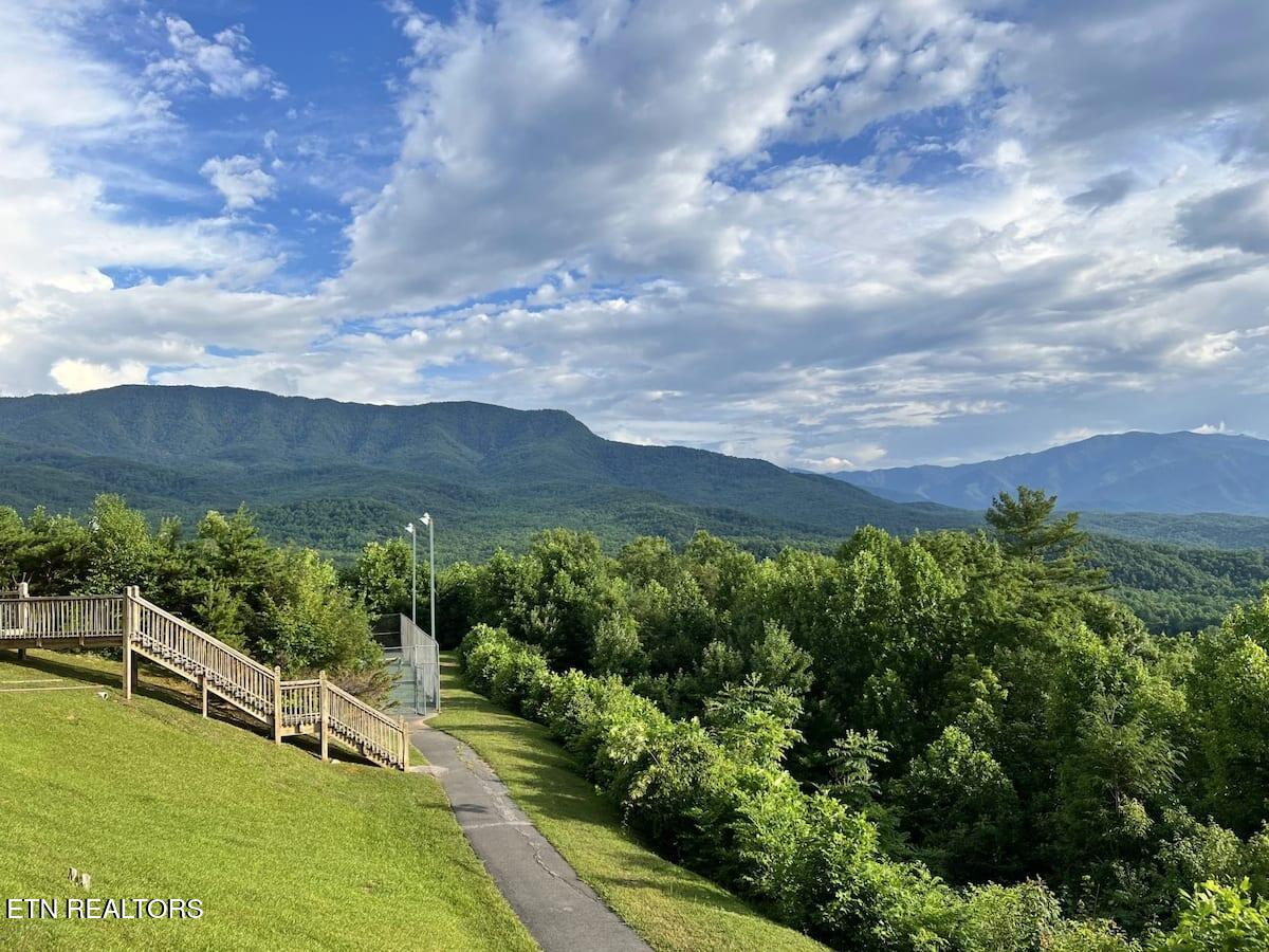 3710 Weber Road Gatlinburg TN 37738
