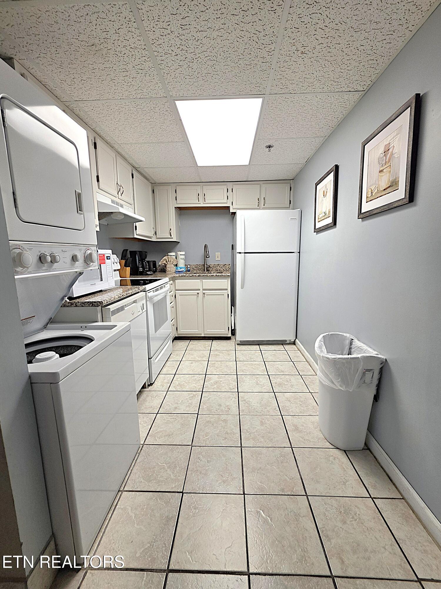 3215 N River Road Pigeon Forge TN 37863