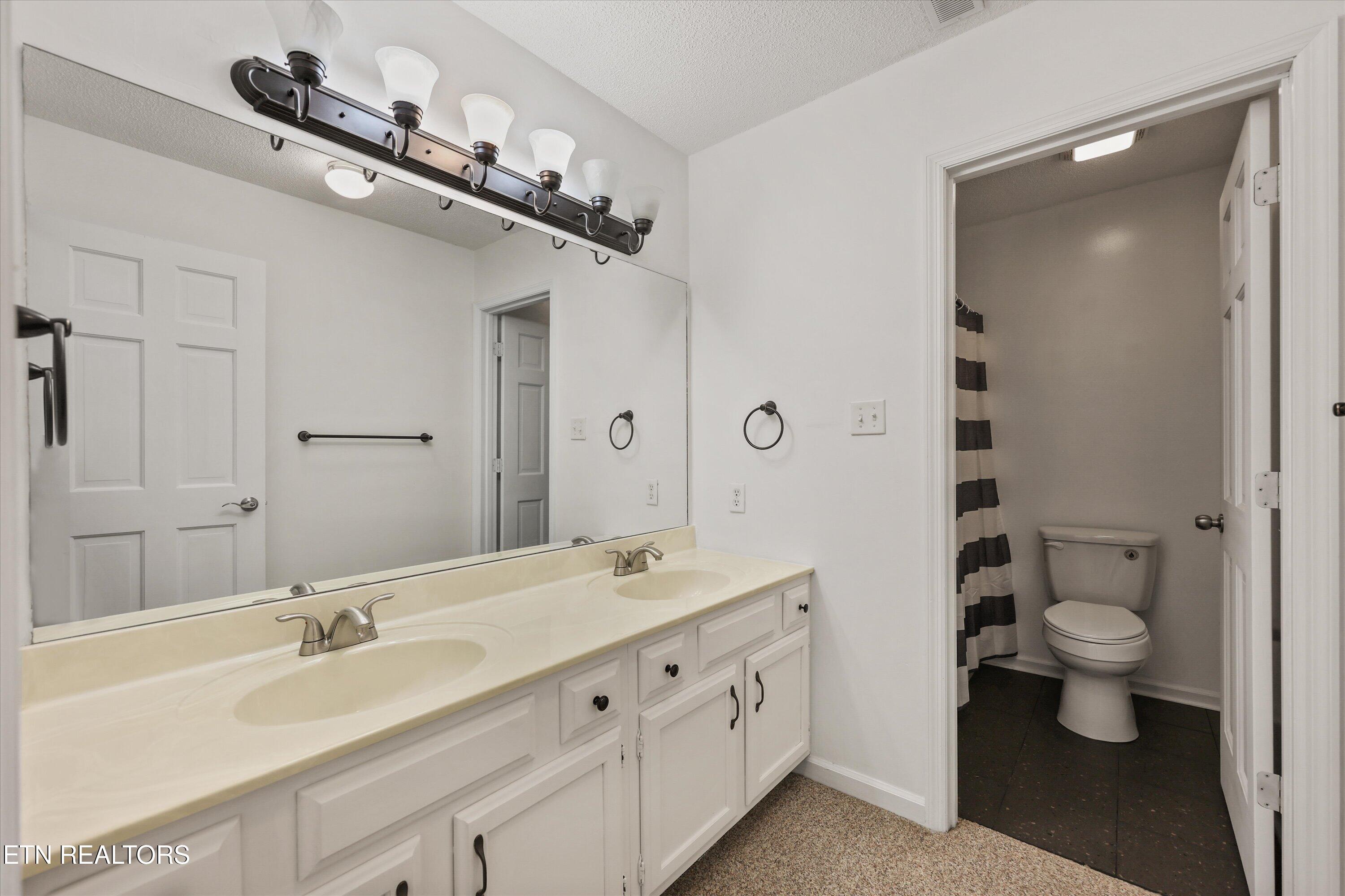 8430 Woodbend Trail Knoxville TN 37919