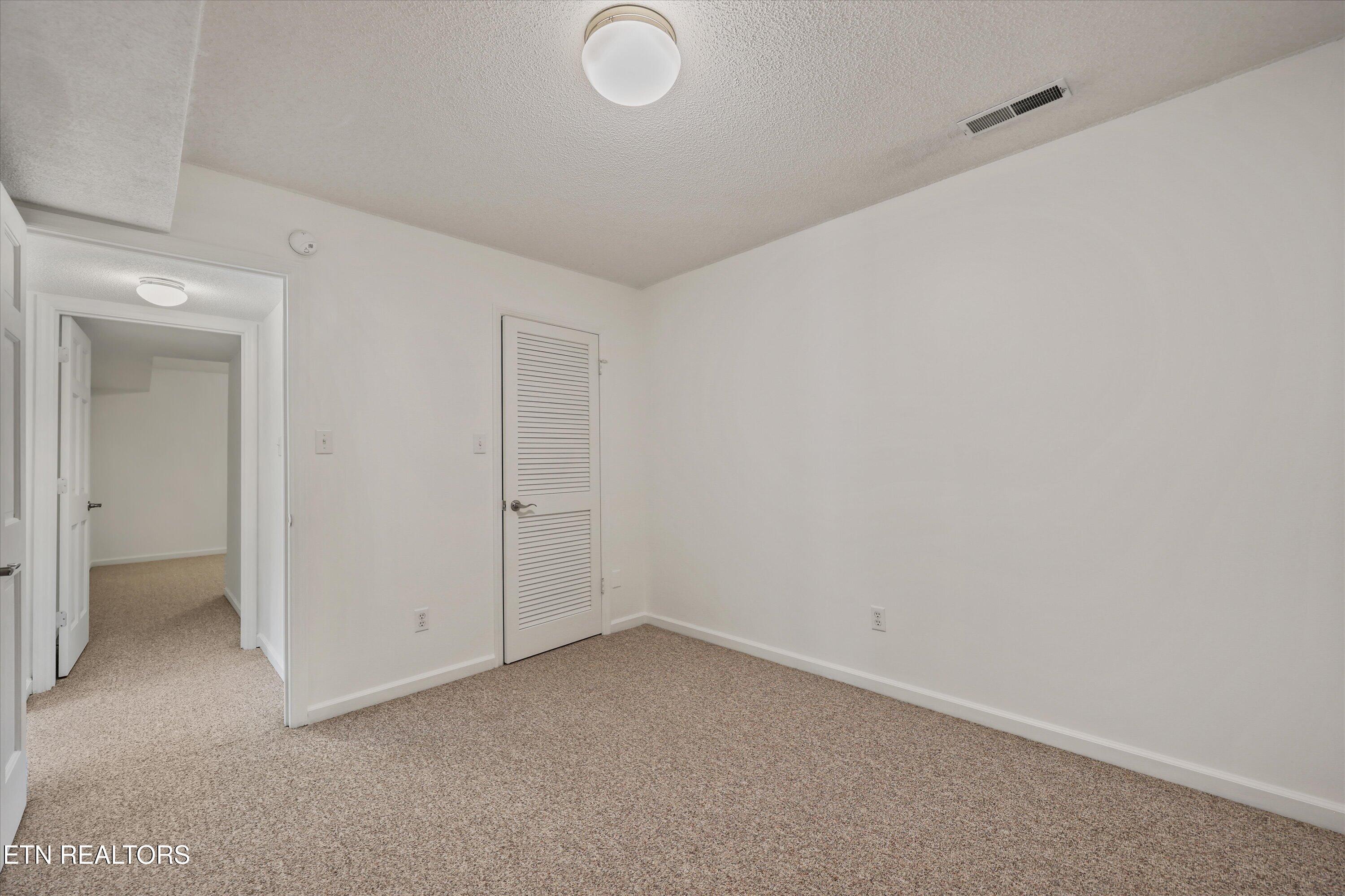 8430 Woodbend Trail Knoxville TN 37919