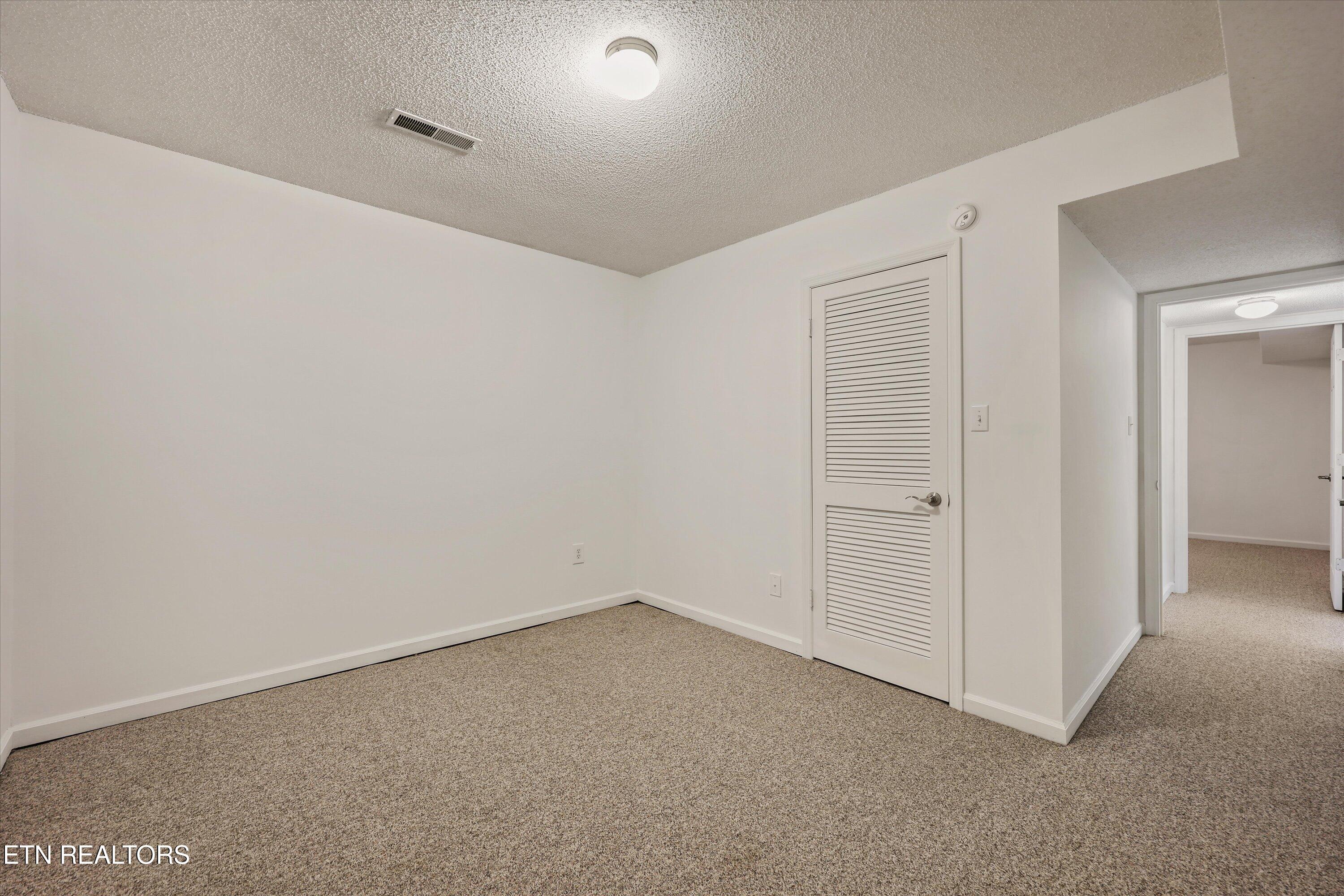 8430 Woodbend Trail Knoxville TN 37919
