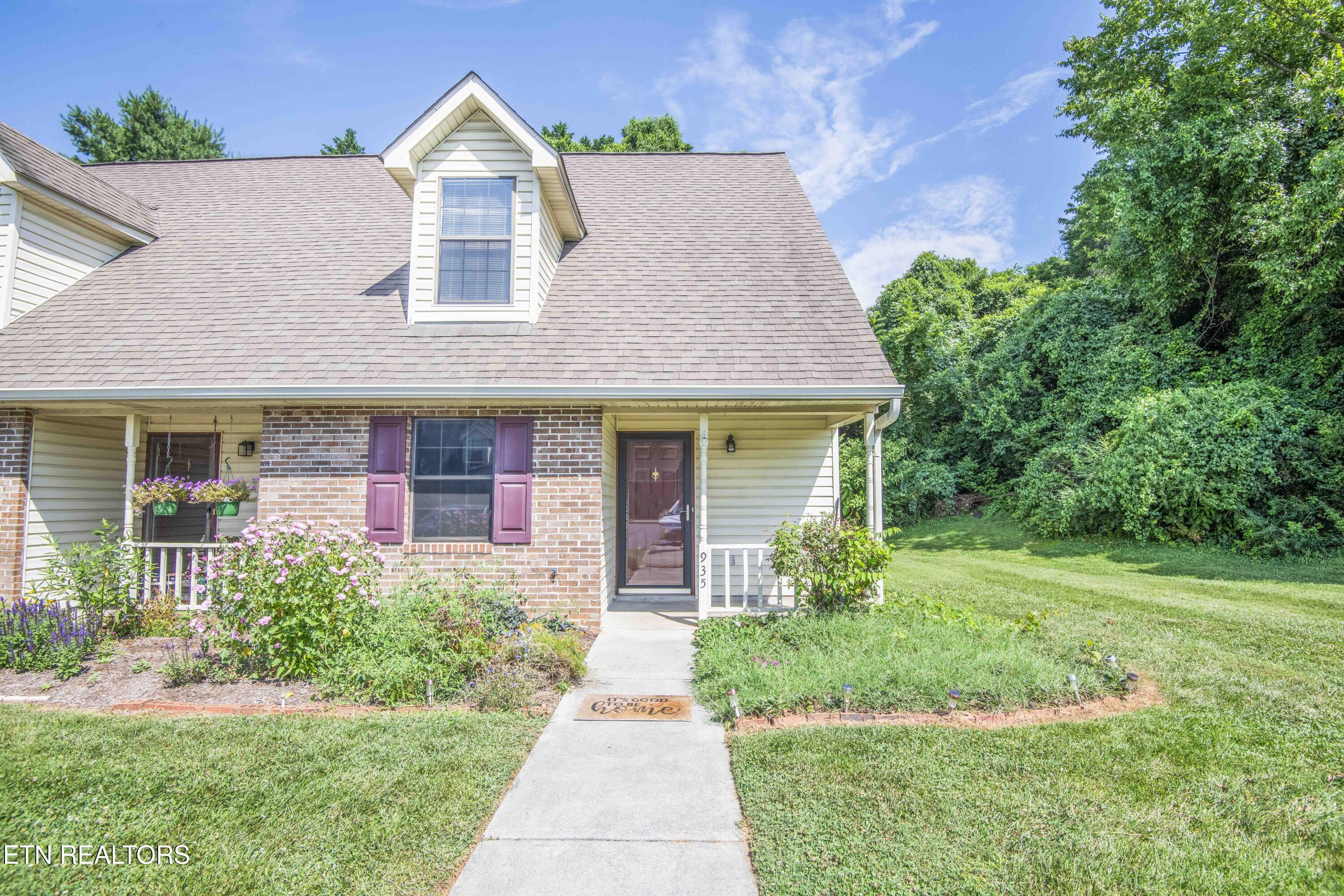 935 Chip Cove Lane Knoxville TN 37938