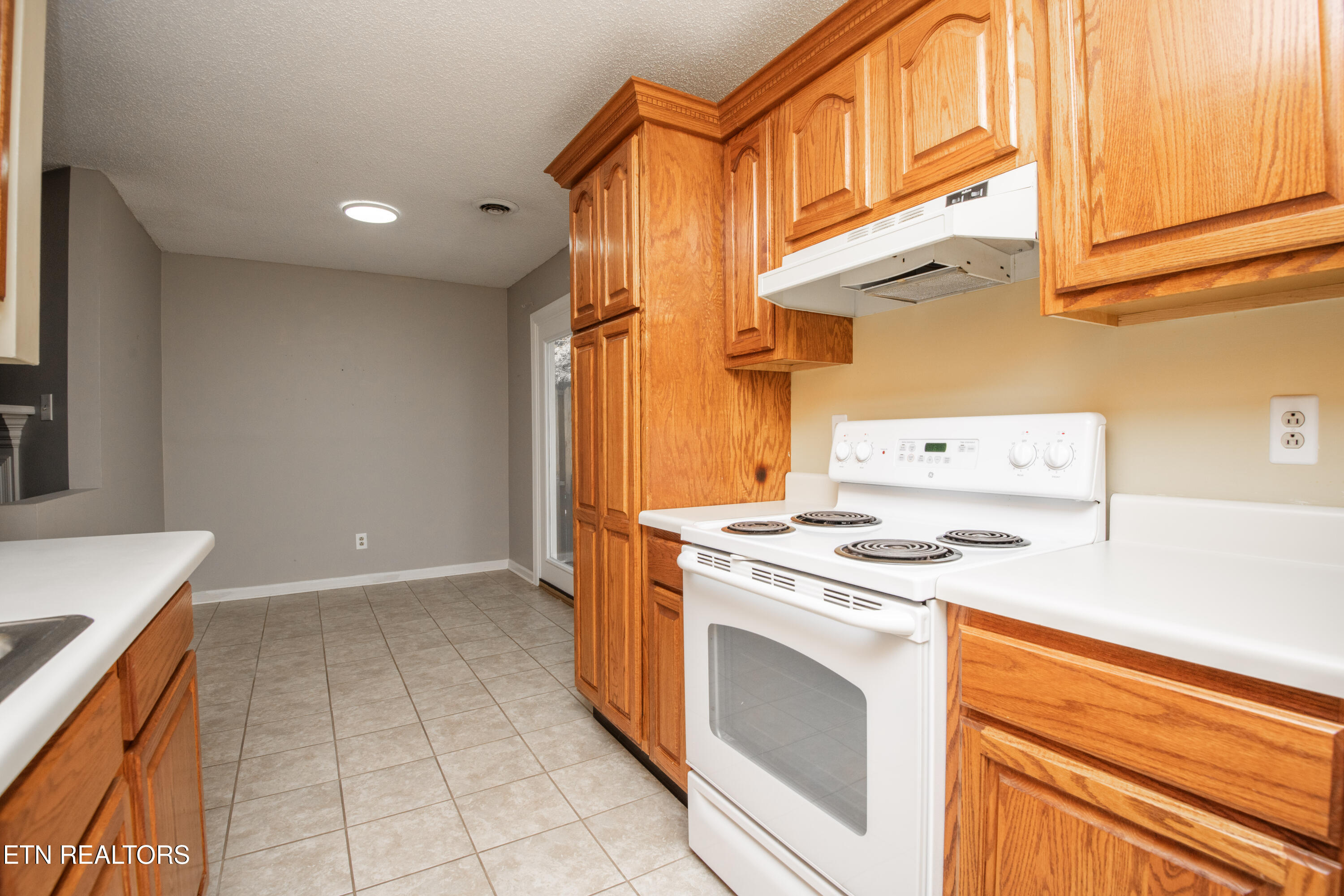 935 Chip Cove Lane Knoxville TN 37938