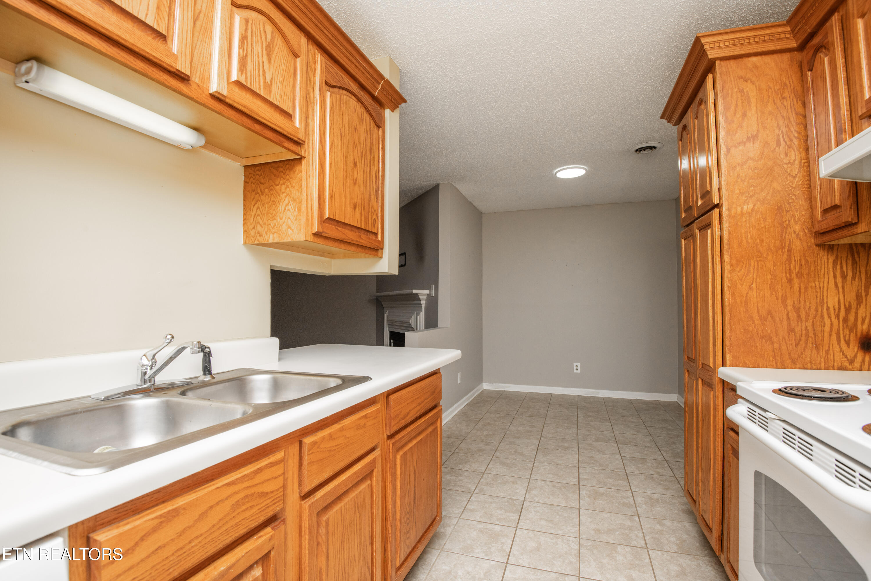 935 Chip Cove Lane Knoxville TN 37938