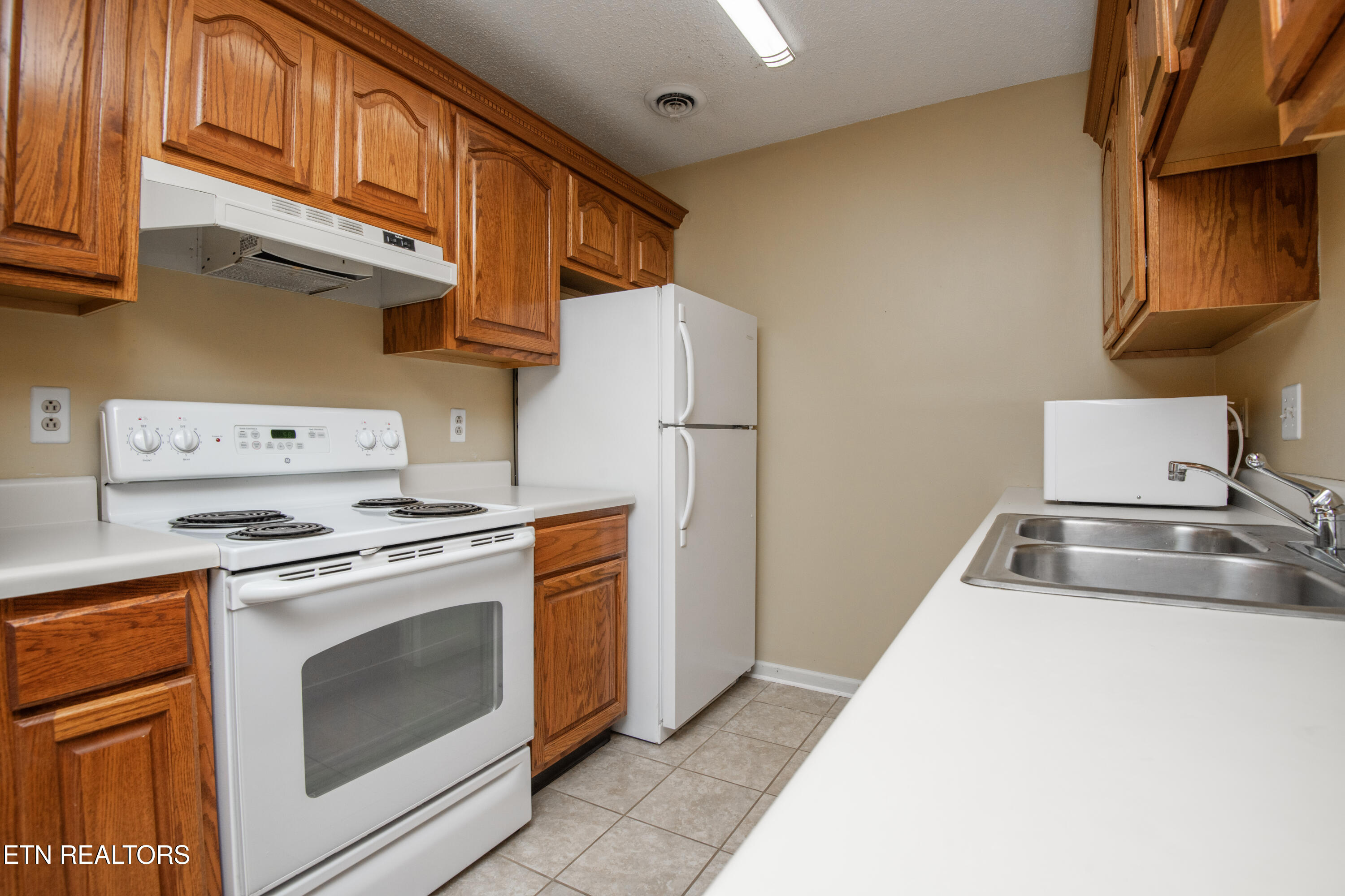 935 Chip Cove Lane Knoxville TN 37938