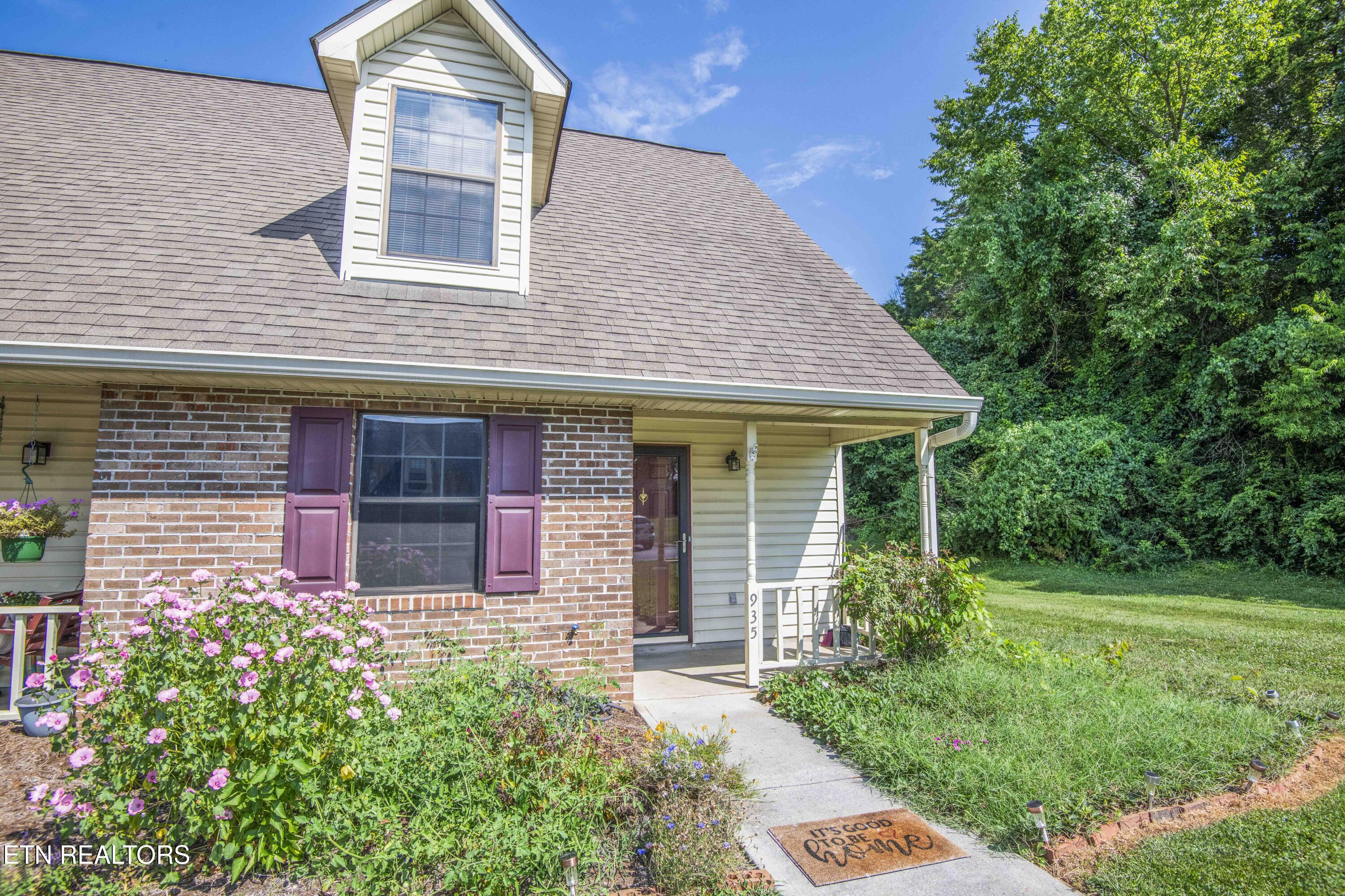935 Chip Cove Lane Knoxville TN 37938
