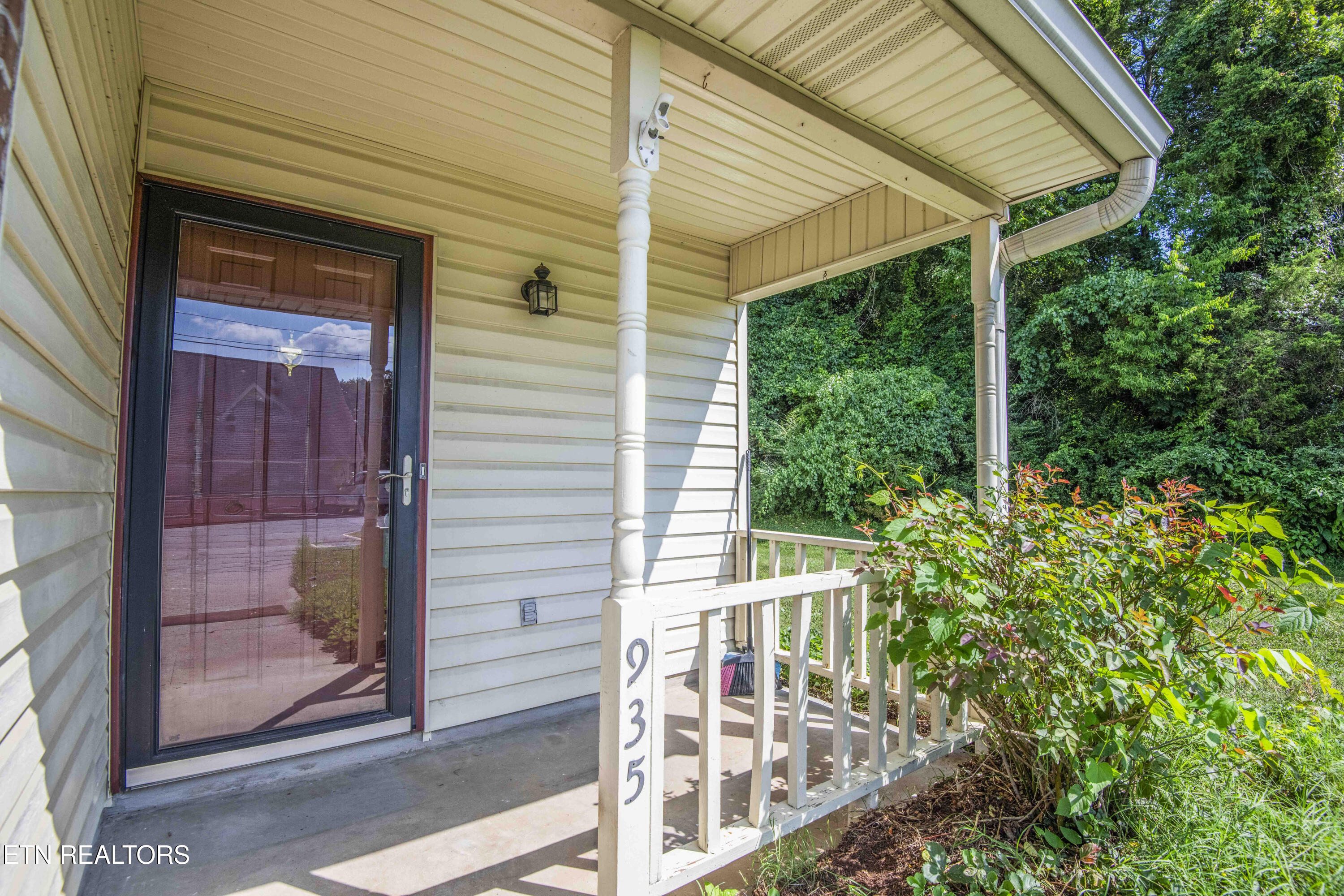 935 Chip Cove Lane Knoxville TN 37938