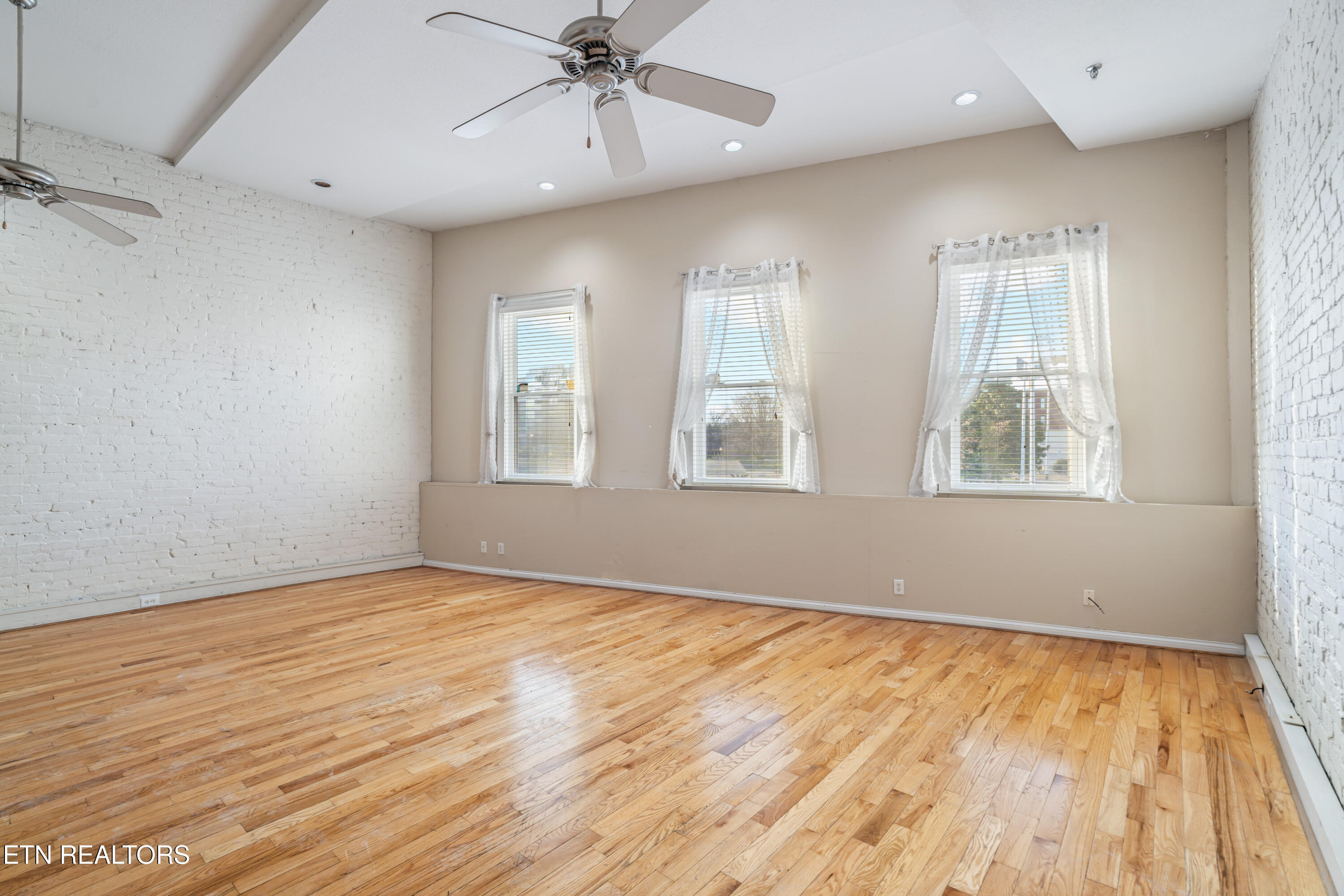 105 W Jackson Avenue Knoxville TN 37902