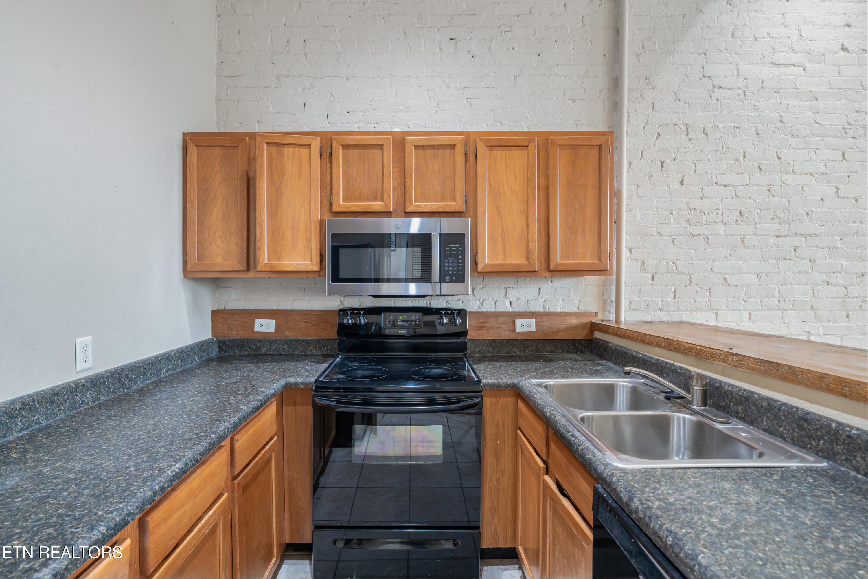 105 W Jackson Avenue Knoxville TN 37902