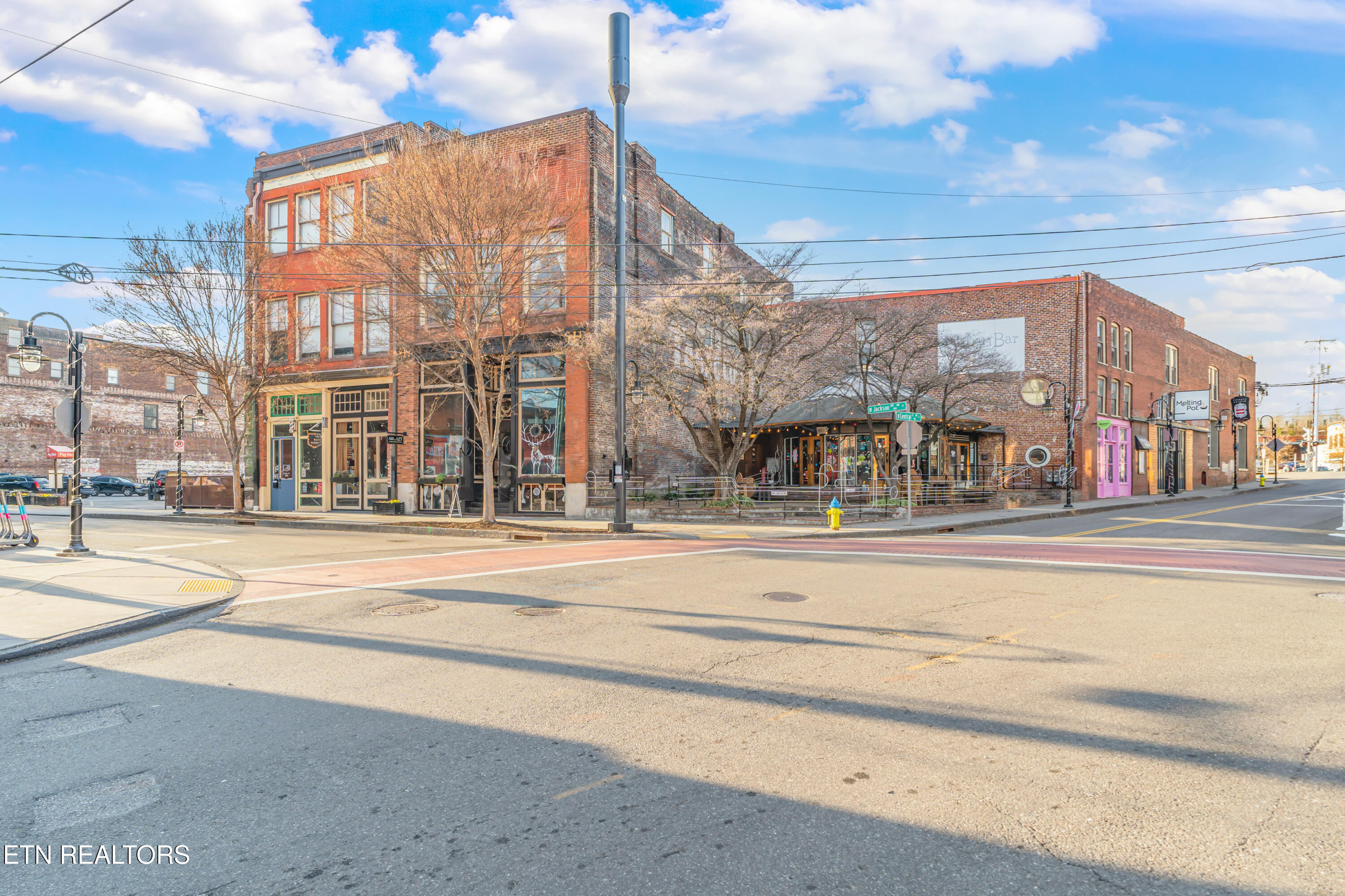 105 W Jackson Avenue Knoxville TN 37902