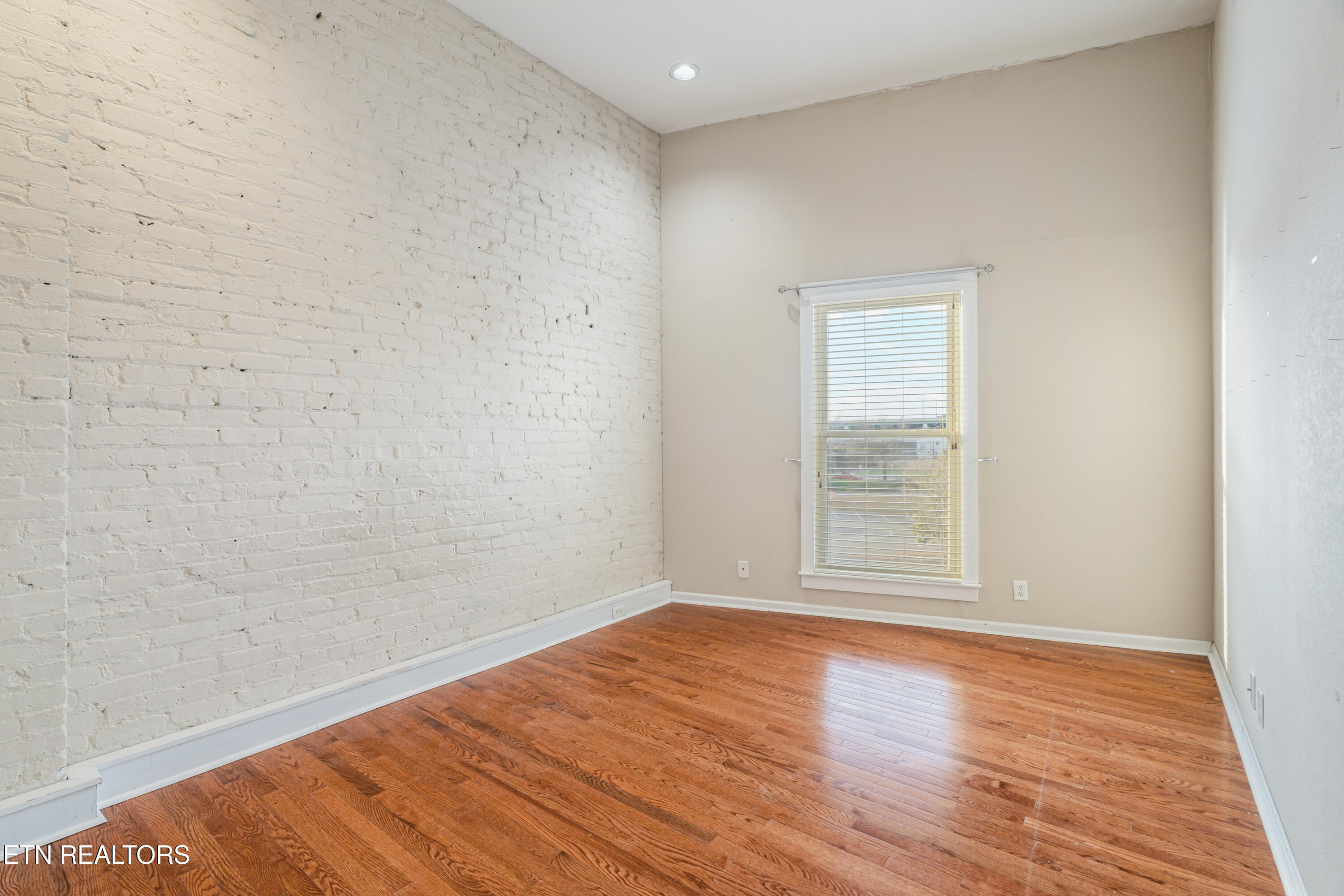 105 W Jackson Avenue Knoxville TN 37902