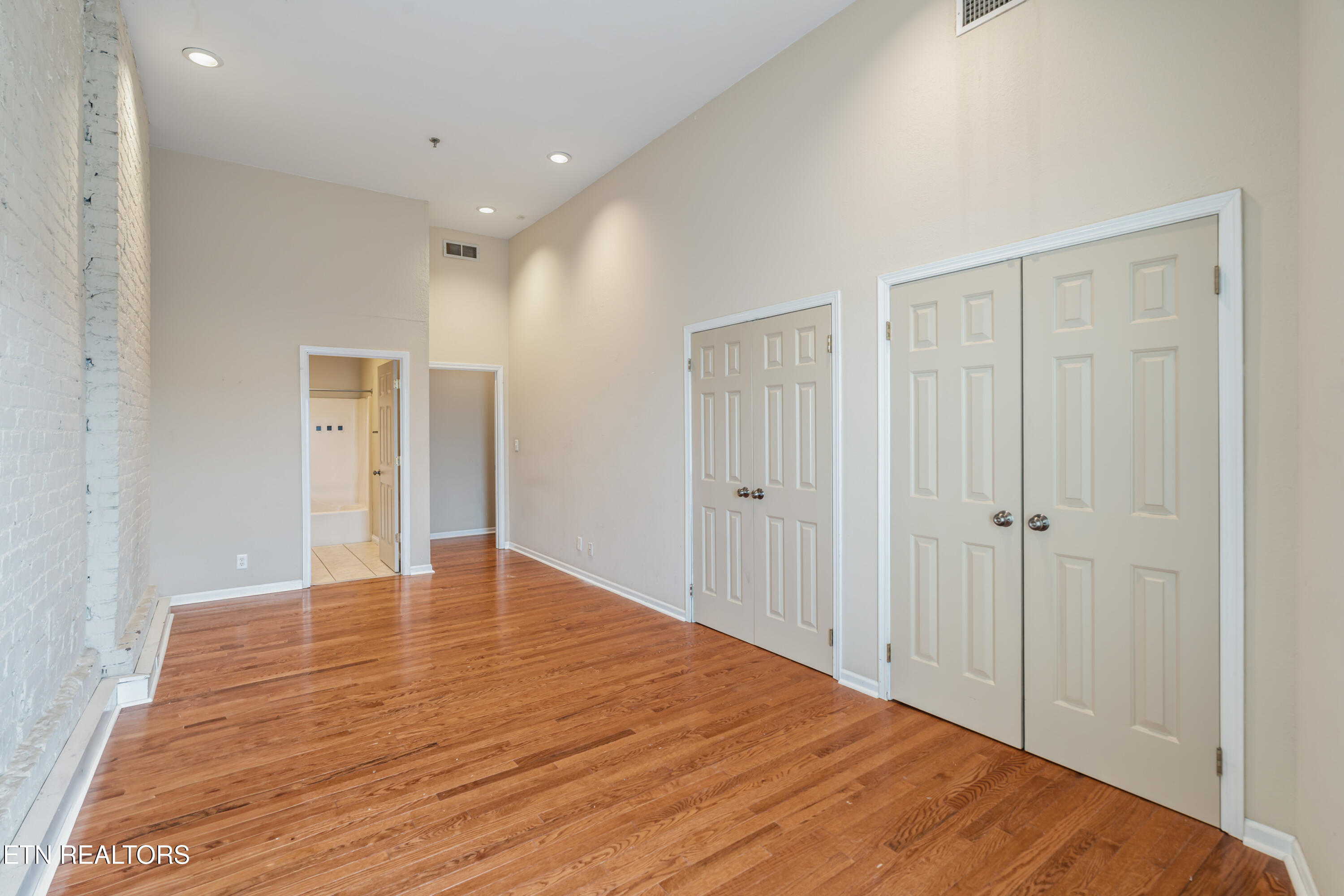 105 W Jackson Avenue Knoxville TN 37902