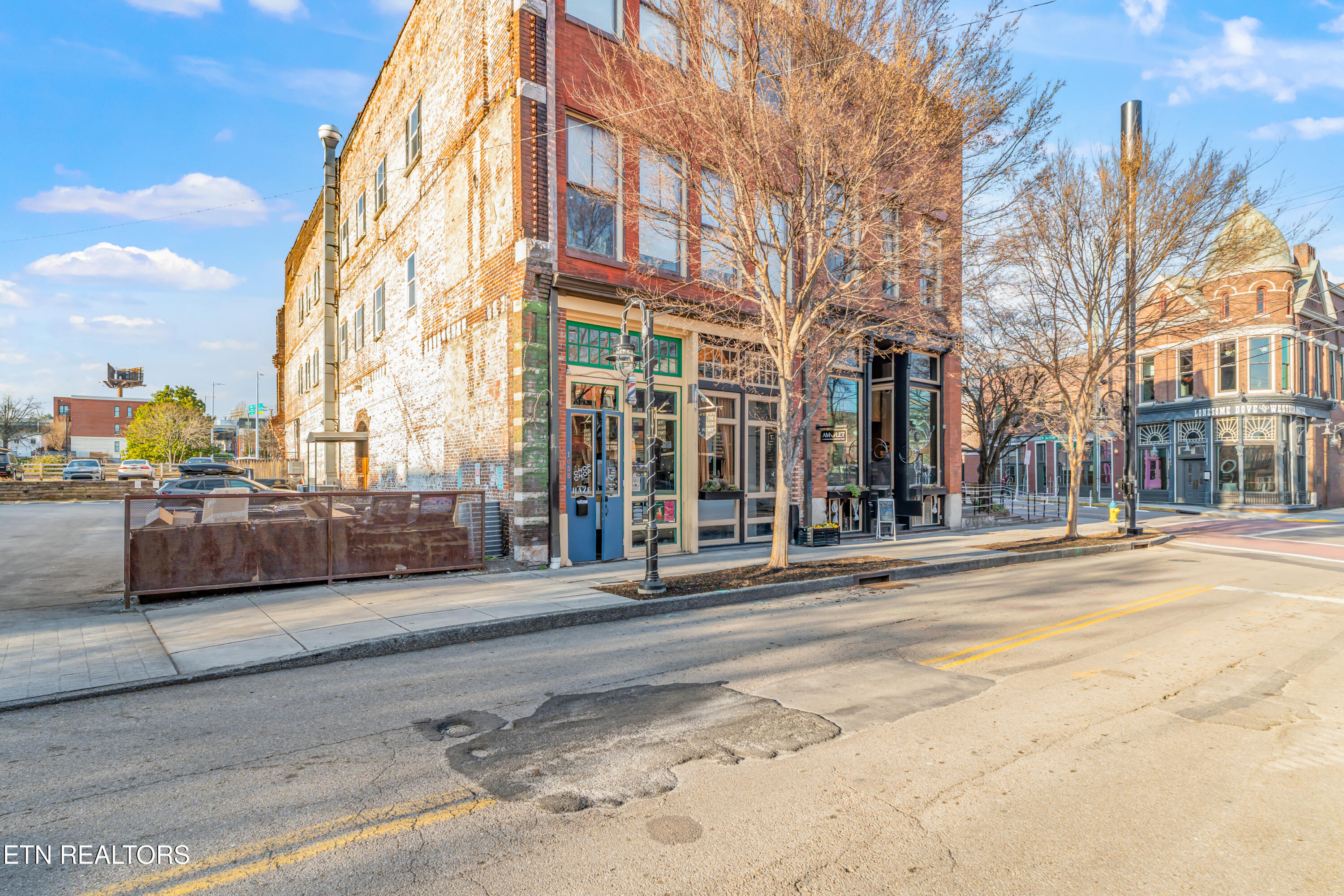 105 W Jackson Avenue Knoxville TN 37902