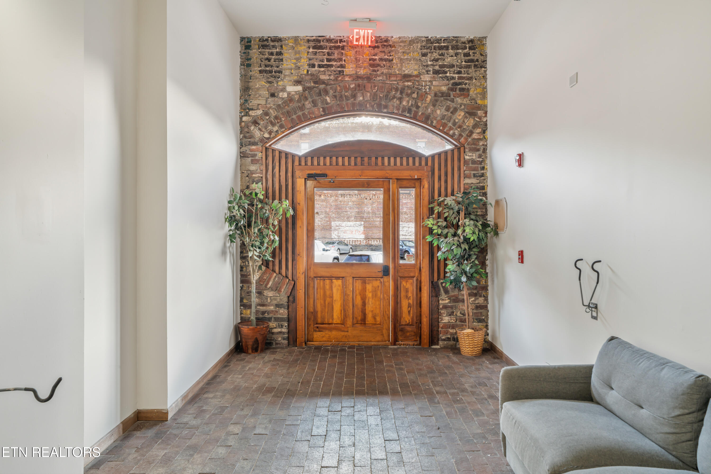 105 W Jackson Avenue Knoxville TN 37902