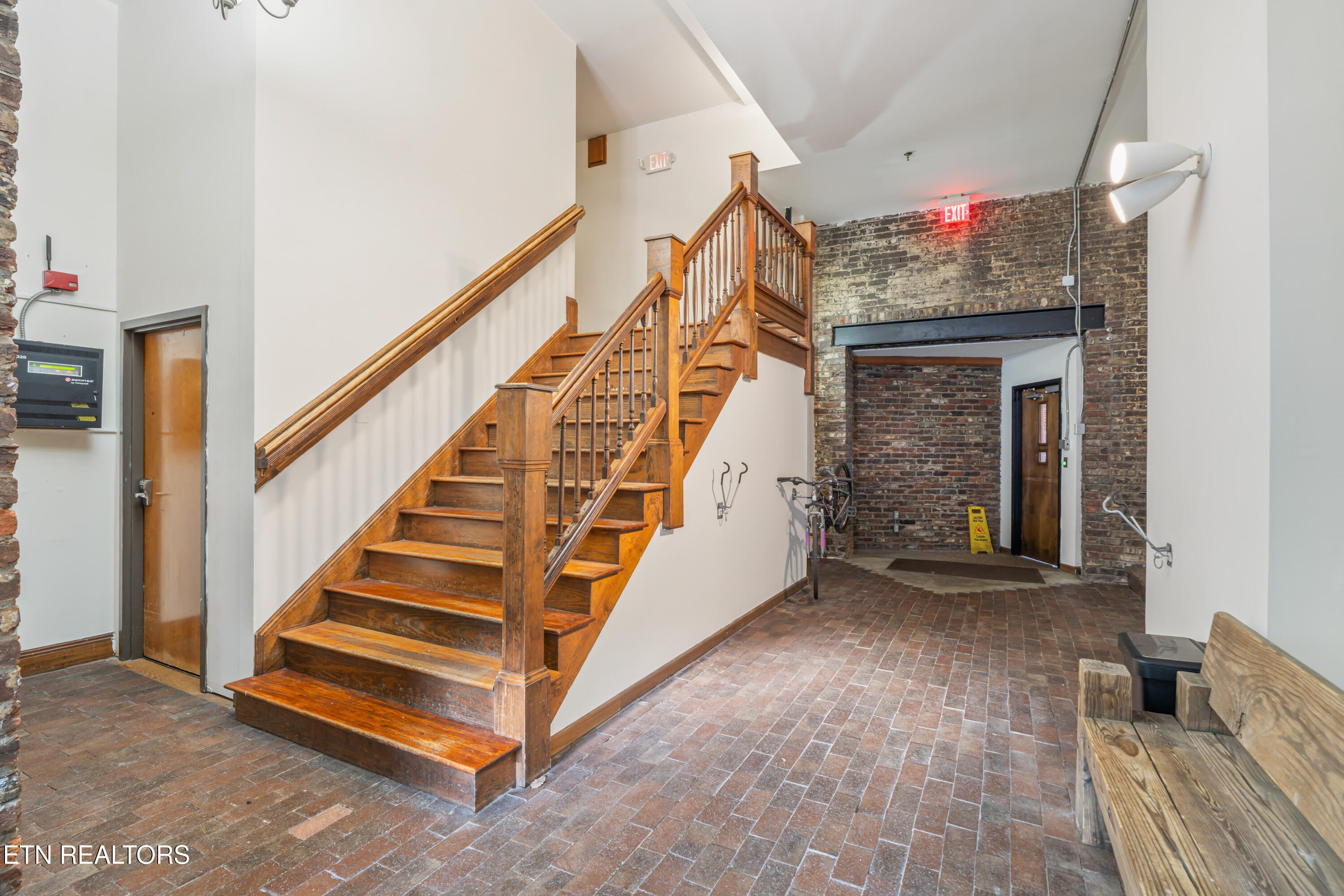 105 W Jackson Avenue Knoxville TN 37902