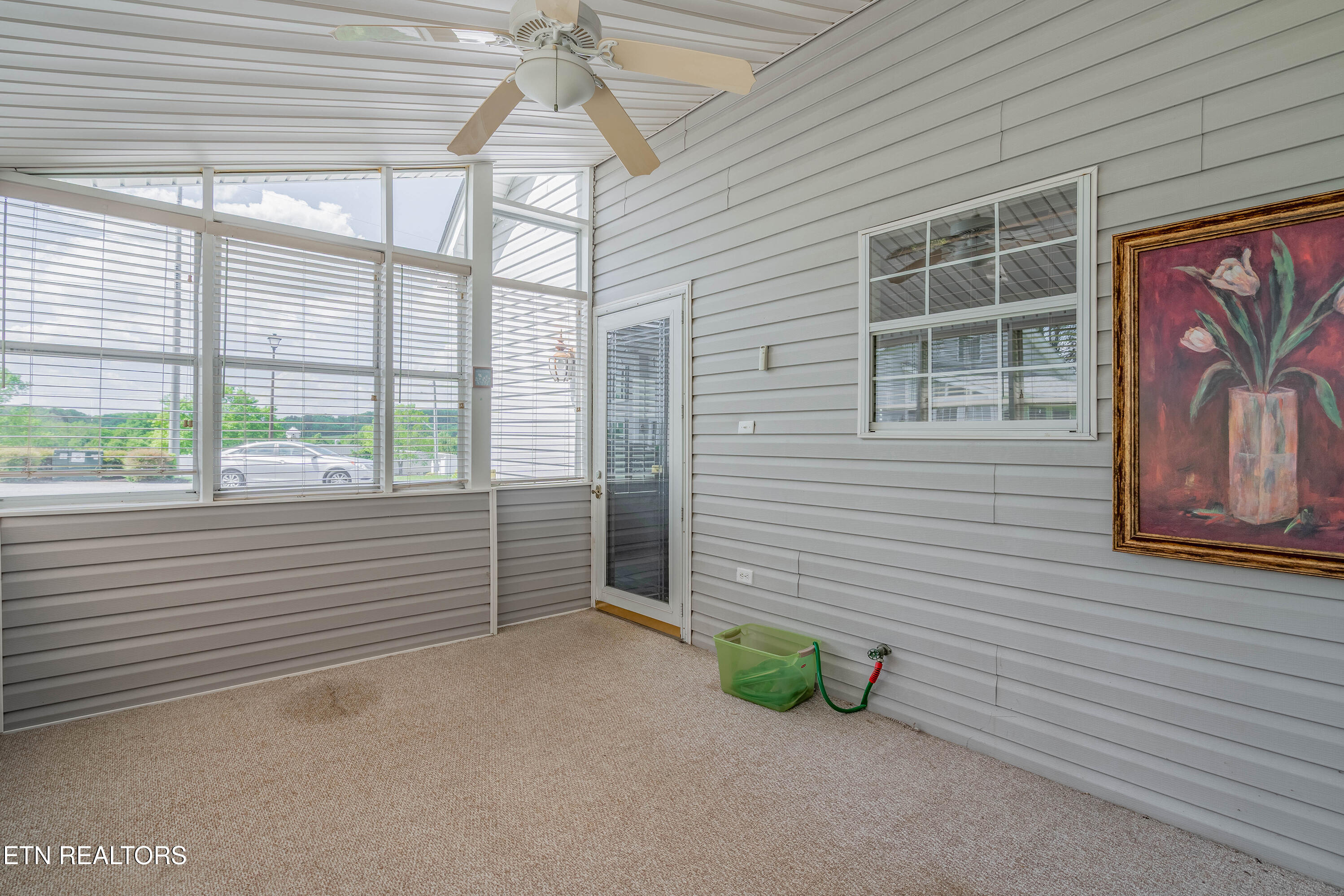 3043 Lee Highway Athens TN 37303