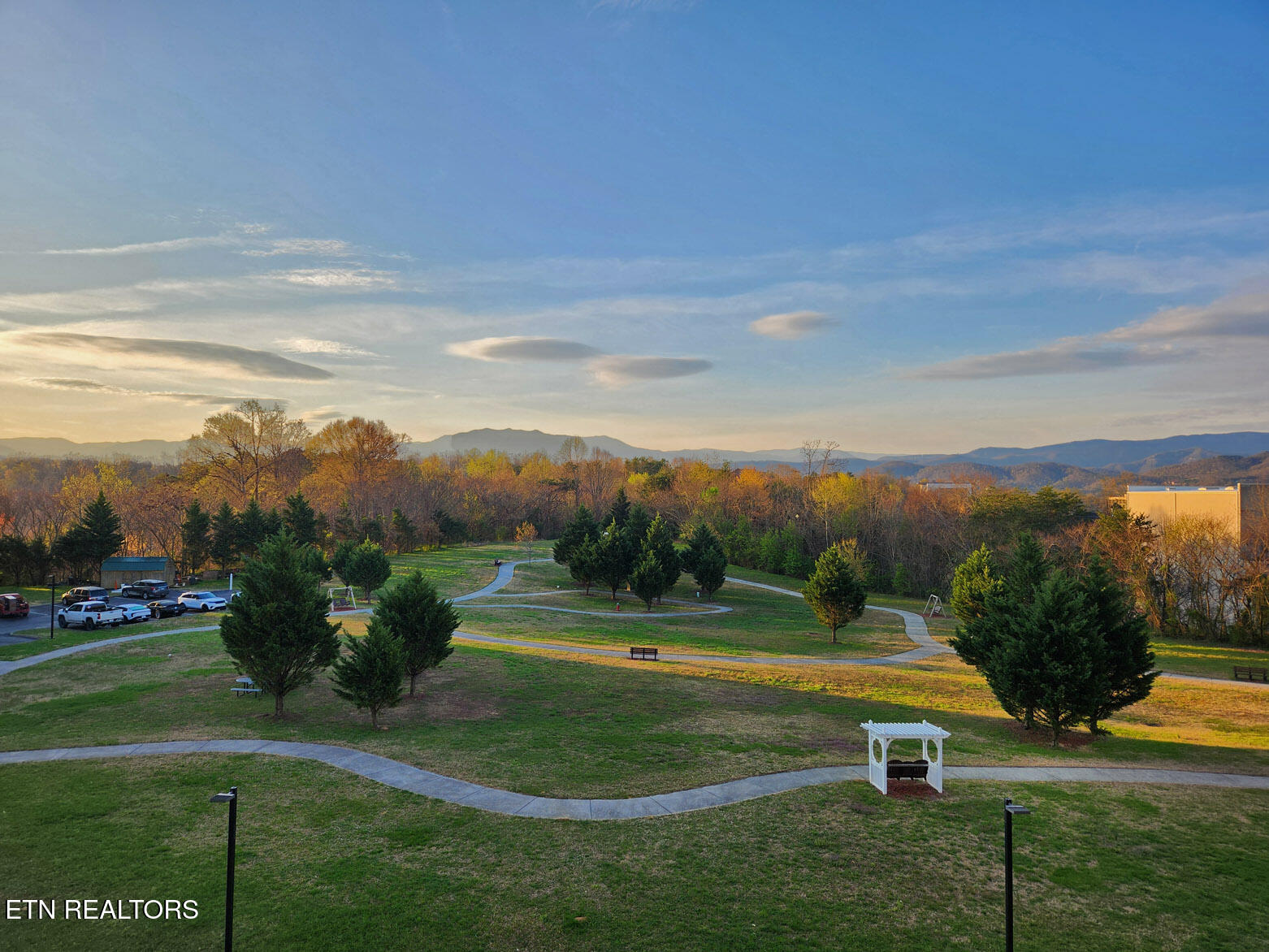 124 Plaza Drive Pigeon Forge TN 37863