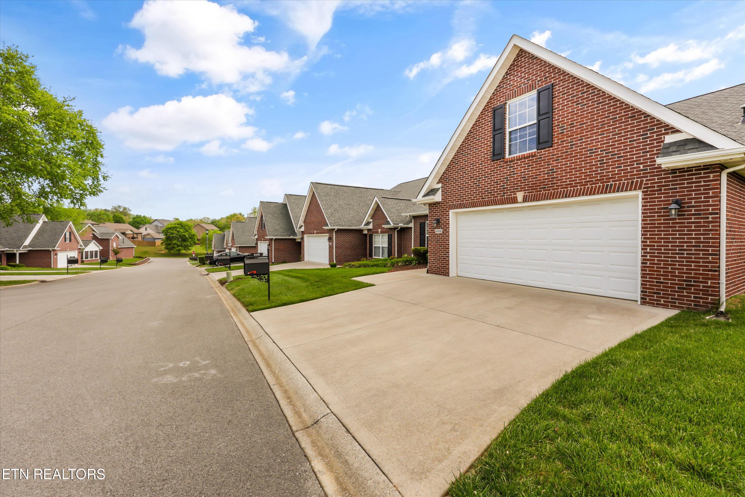 4516 Brittany Hills Way Knoxville TN 37938