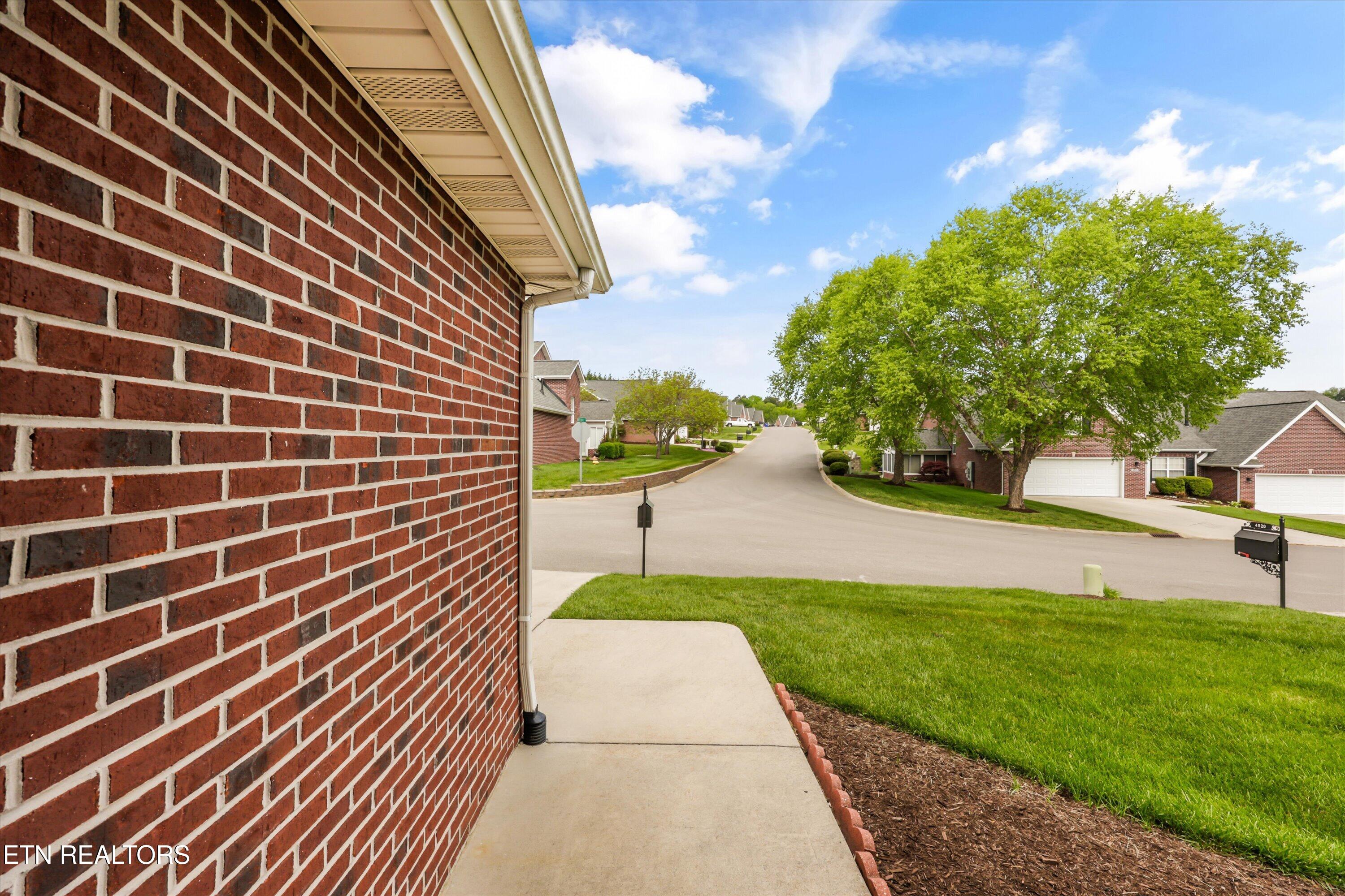 4516 Brittany Hills Way Knoxville TN 37938