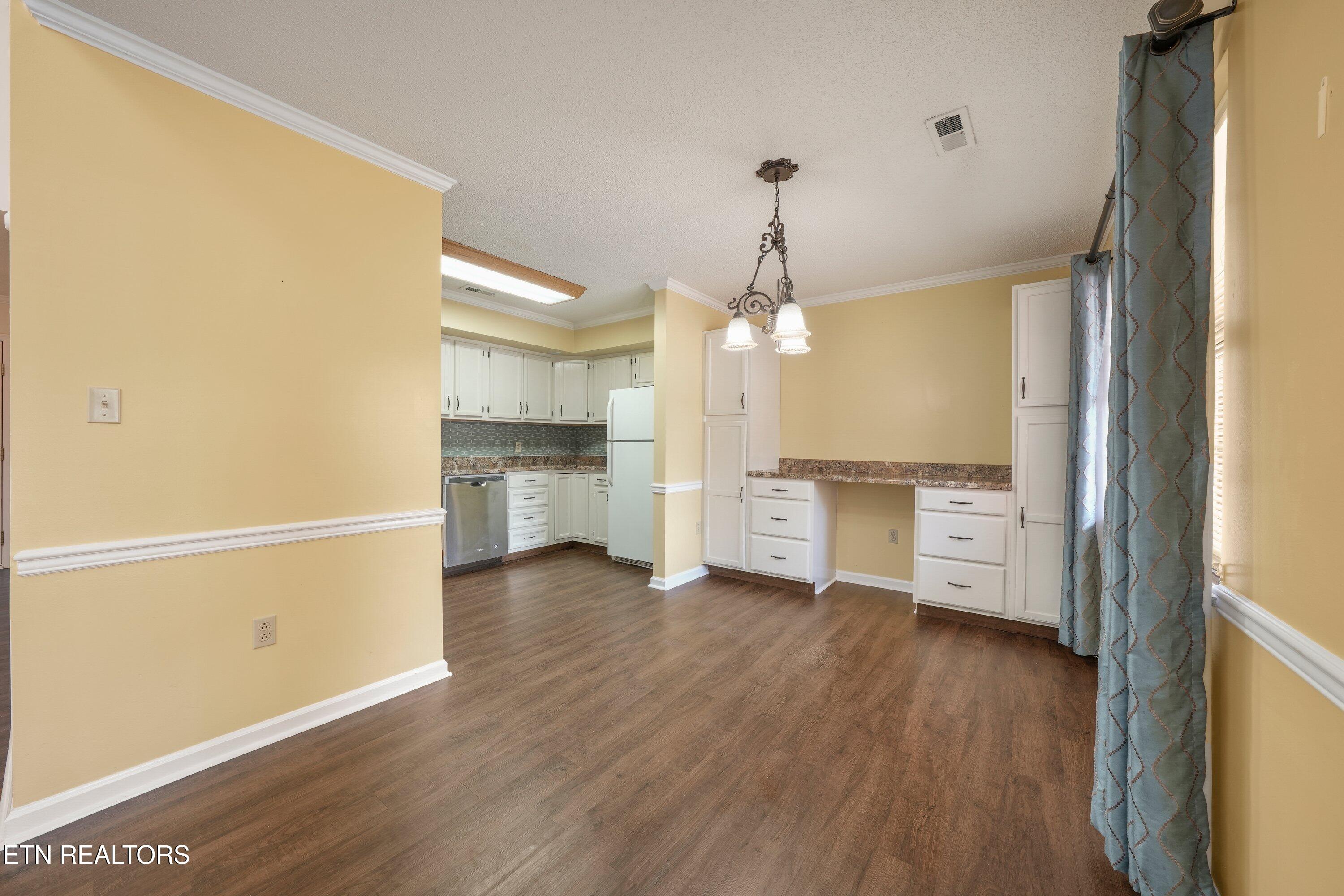 4125 Woodlawn Pike Knoxville TN 37920