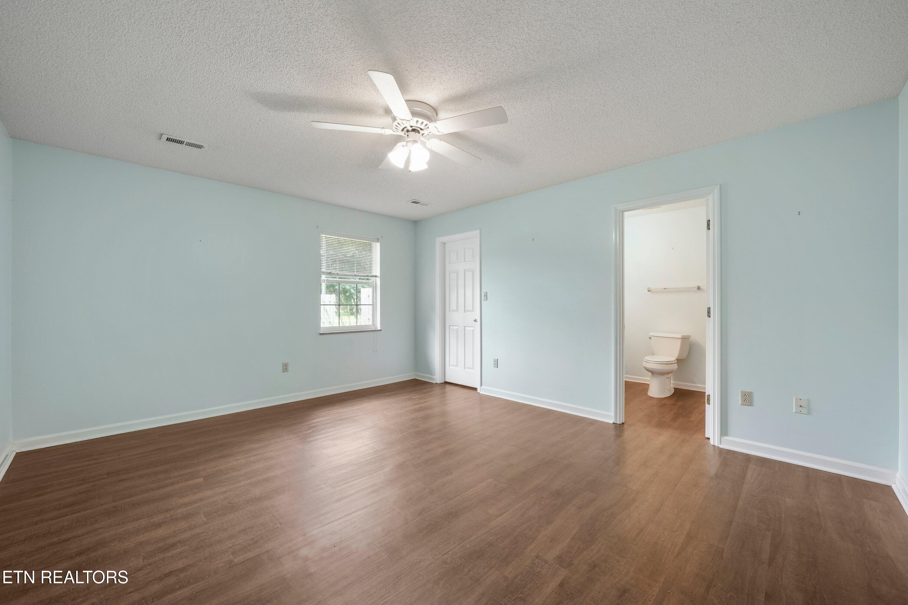 4125 Woodlawn Pike Knoxville TN 37920