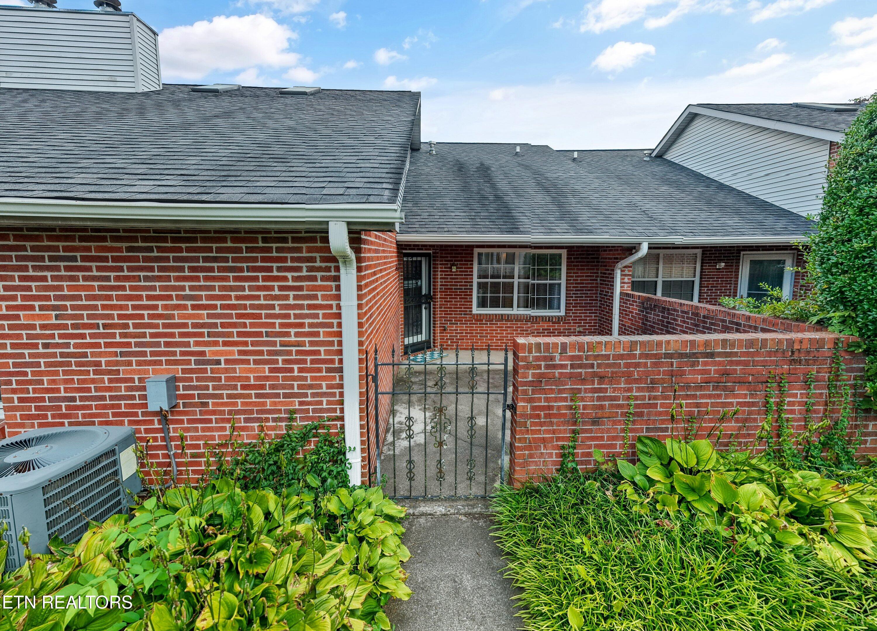 4125 Woodlawn Pike Knoxville TN 37920