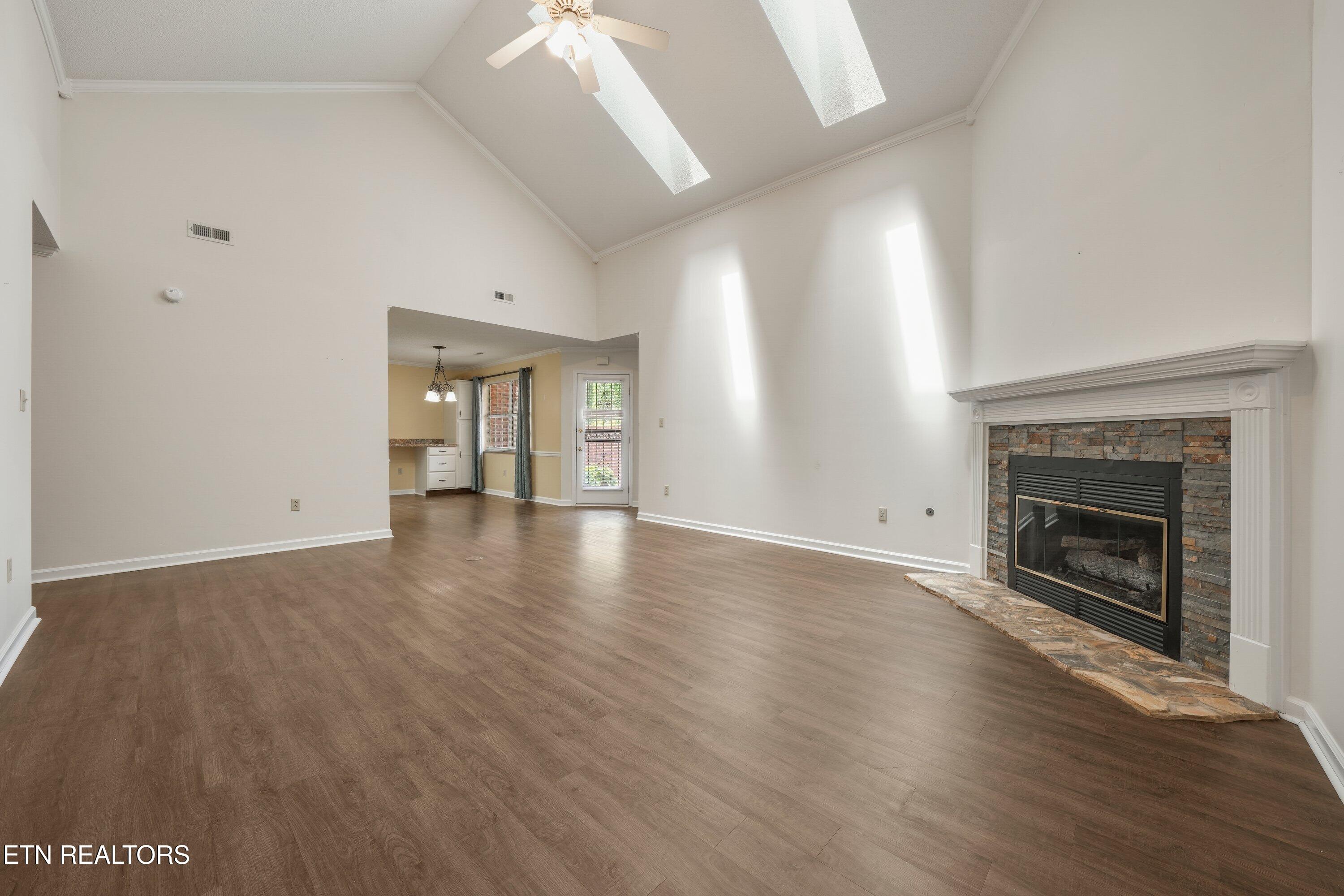 4125 Woodlawn Pike Knoxville TN 37920