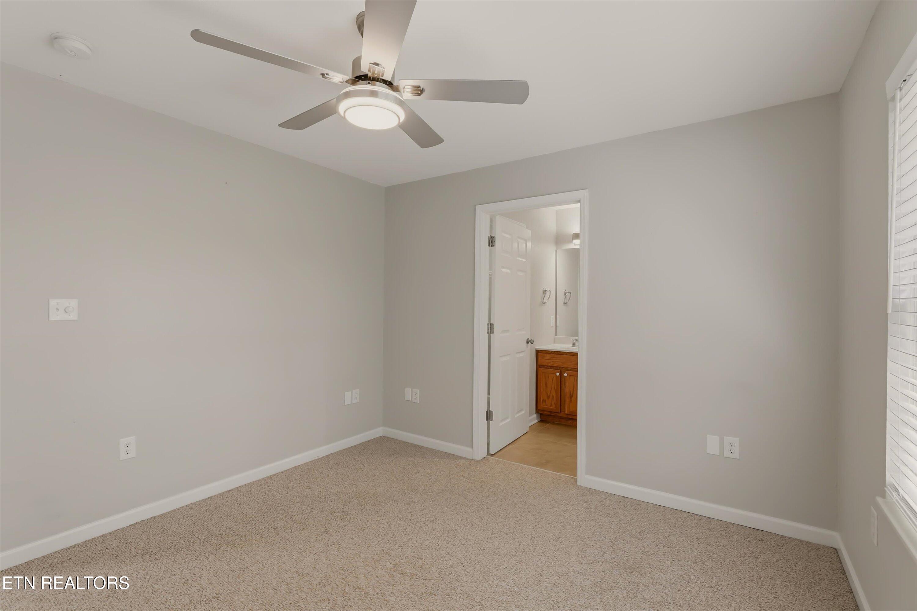 850 Blue Spruce Way Knoxville TN 37912