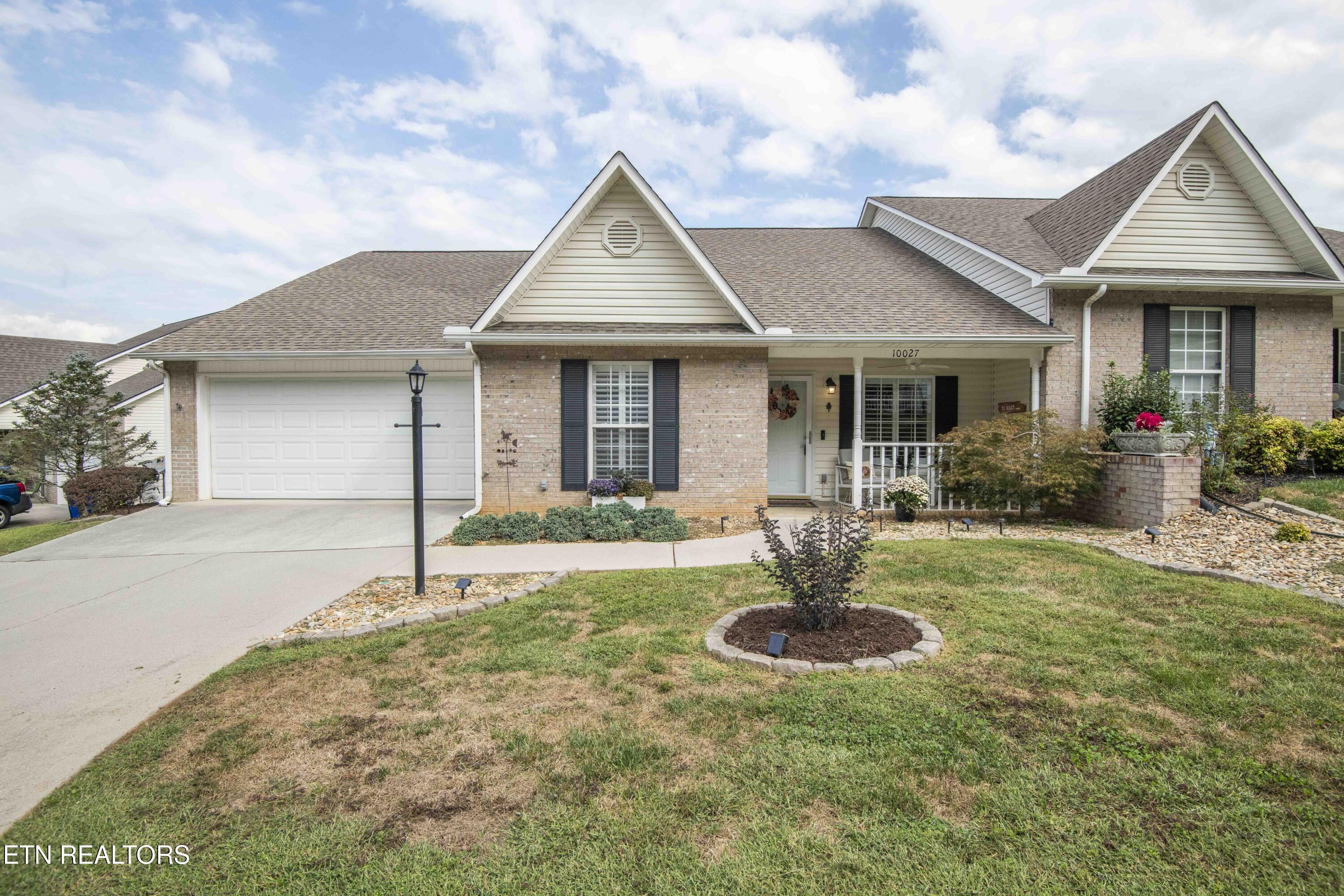 10027 Dayflower Way Knoxville TN 37932