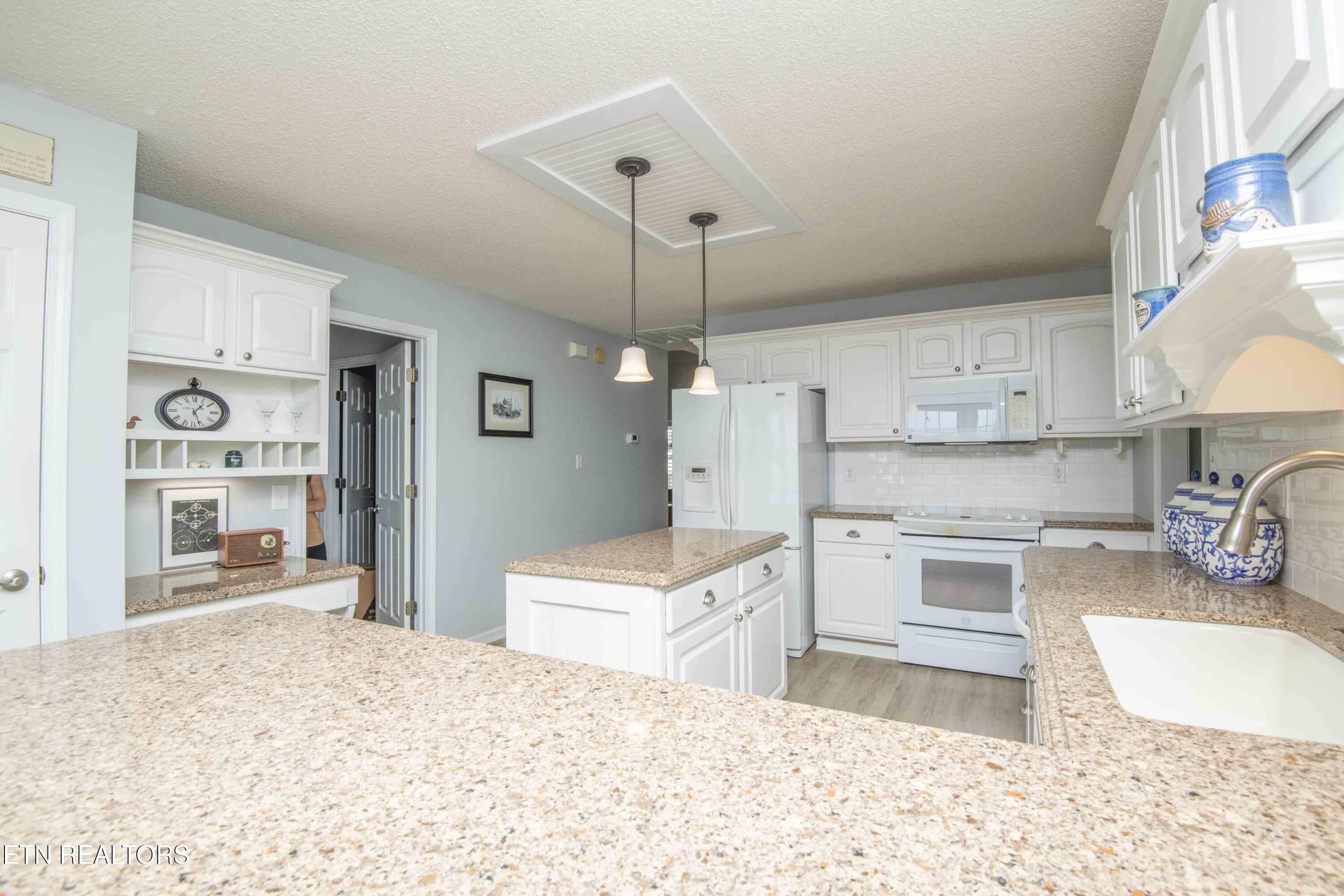 10027 Dayflower Way Knoxville TN 37932