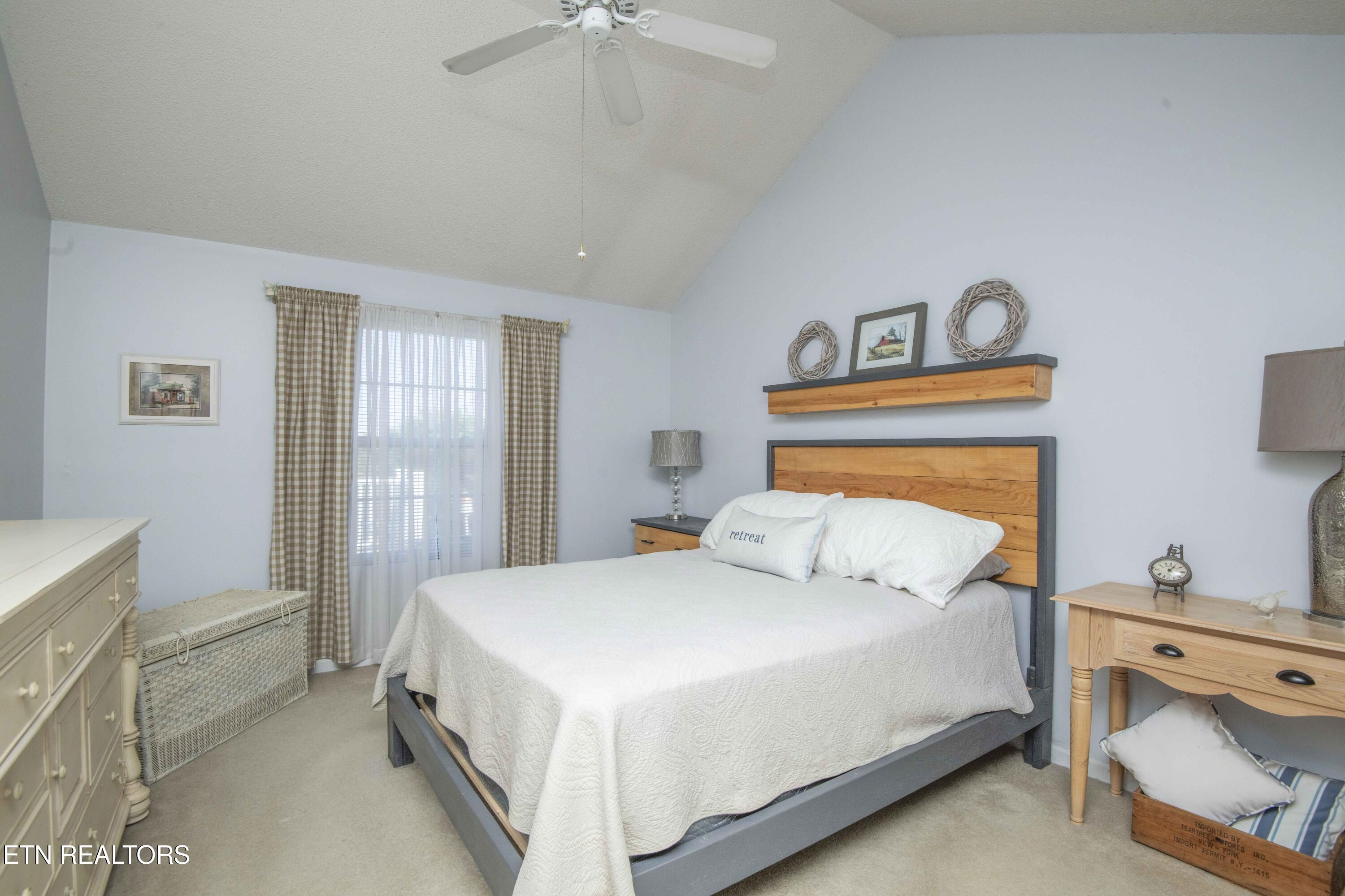 10027 Dayflower Way Knoxville TN 37932