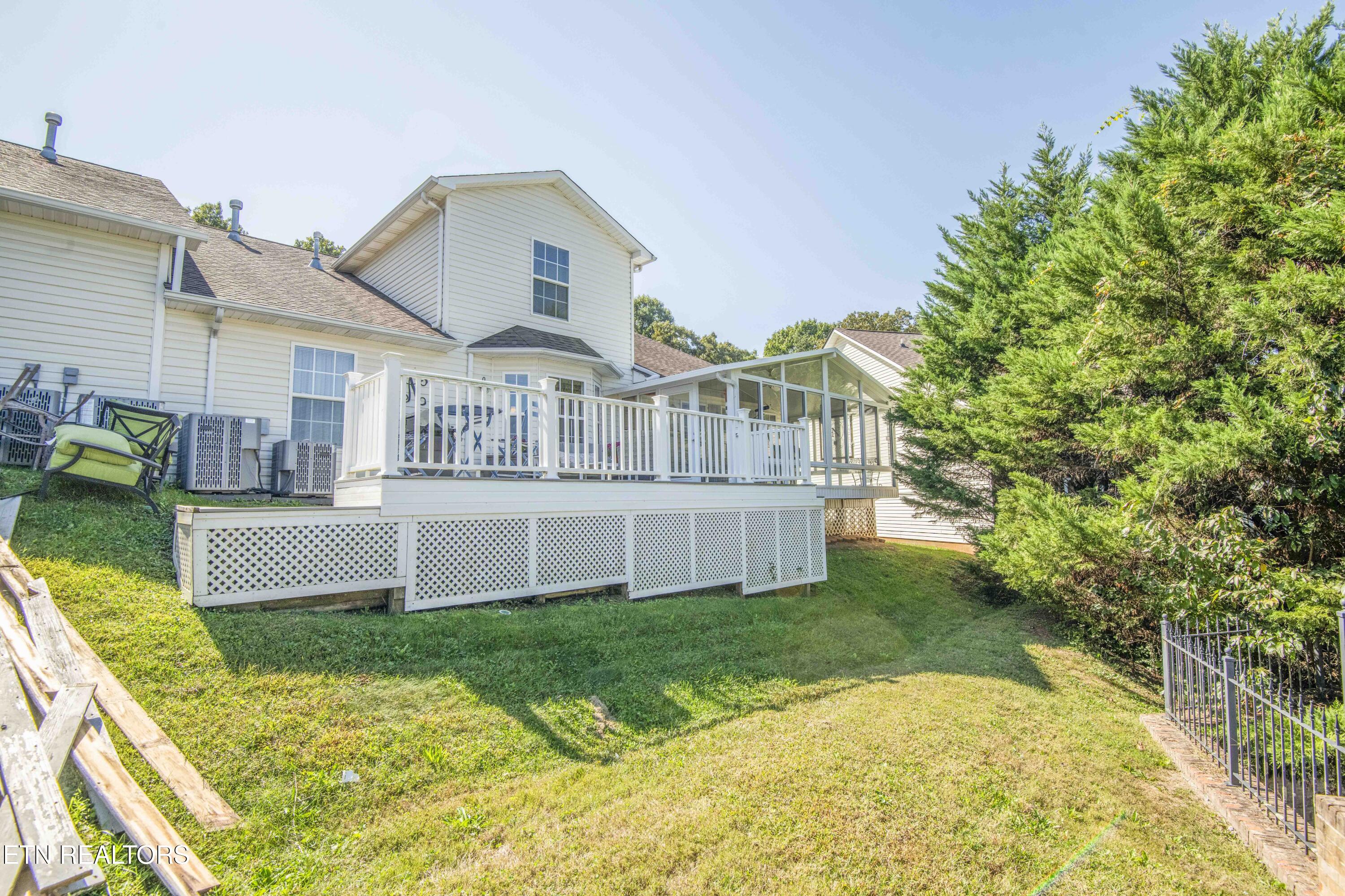 10027 Dayflower Way Knoxville TN 37932